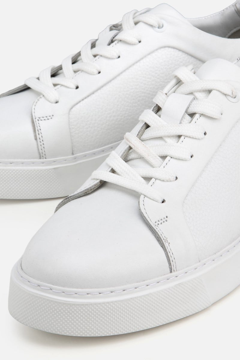 Erkek Beyaz Bağcıklı Kalın Tabanlı Günlük Sneaker