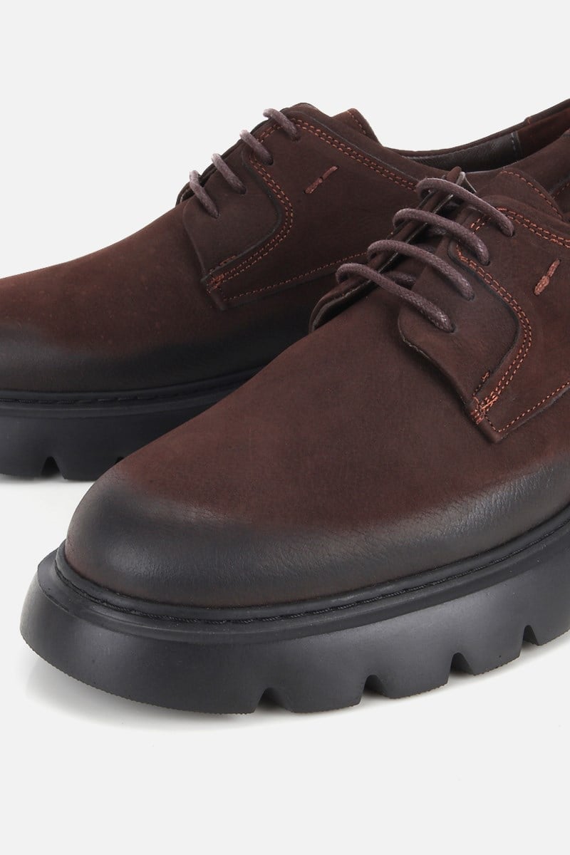 Erkek Kahverengi Nubuk Deri Bağcıklı Kalın Tabanlı Ayakkabı
