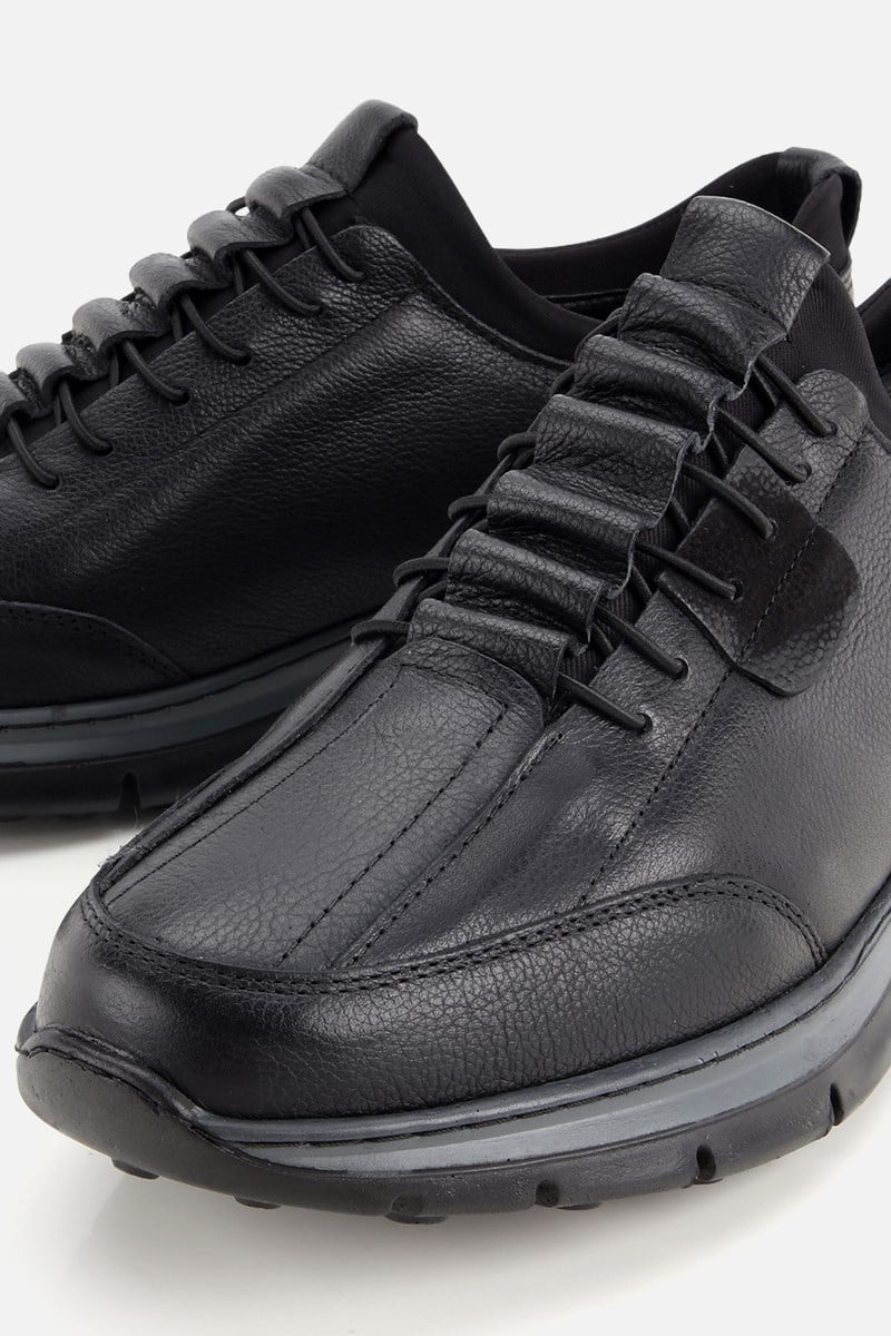 Erkek Siyah Deri Bağcık Detaylı Kalın Tabanlı Confort Sneaker