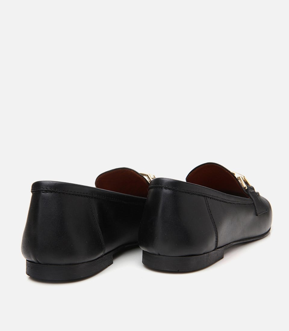 Kadın Deri Siyah Deri Tokalı Loafer