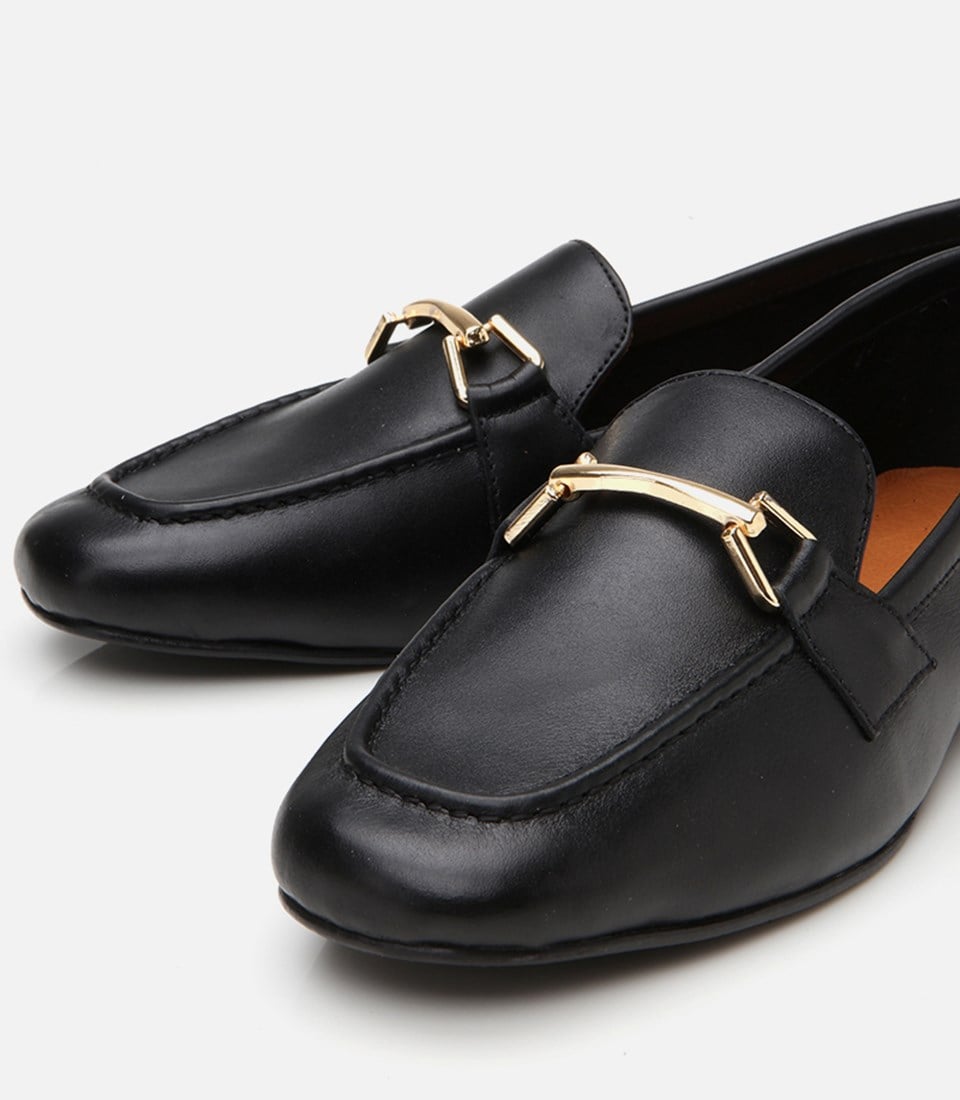 Kadın Deri Siyah Deri Tokalı Loafer