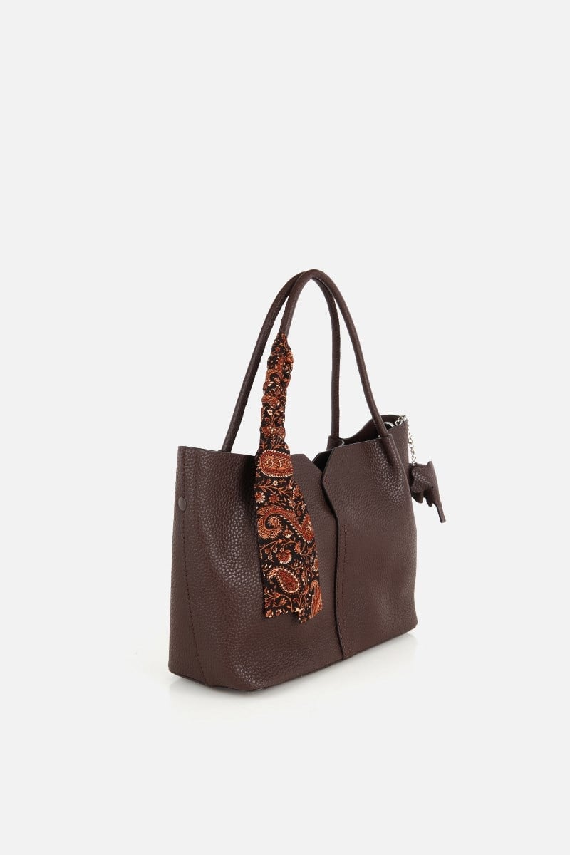 Kadın Kahverengi Charm Detaylı Omuz Çantası