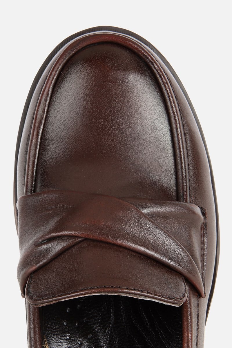 Kadın Kahverengi Düğüm Detaylı Loafer Ayakkabı