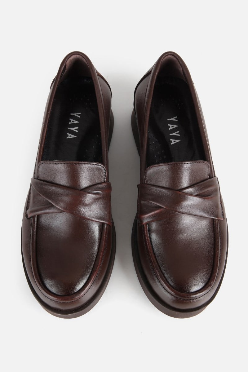 Kadın Kahverengi Düğüm Detaylı Loafer Ayakkabı
