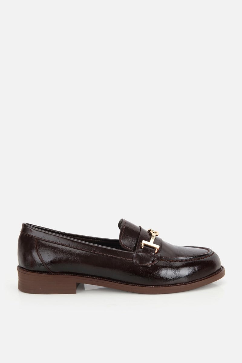 Kadın Kahverengi Rugan Tokalı Düz Tabanlı Klasik Loafer