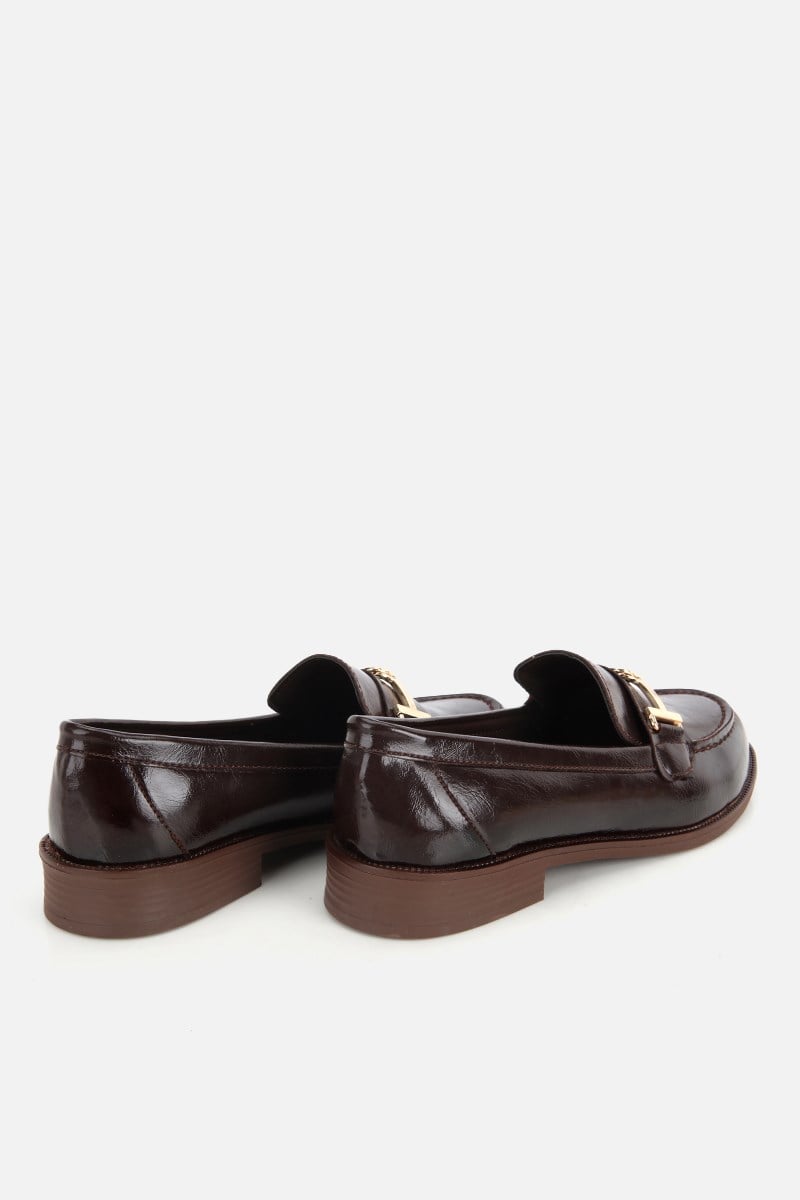 Kadın Kahverengi Rugan Tokalı Düz Tabanlı Klasik Loafer