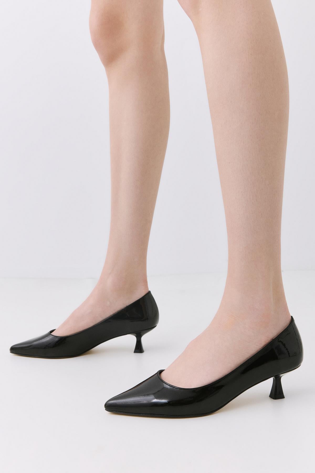 Kadın Rugan Siyah Kısa Topuklu Stiletto