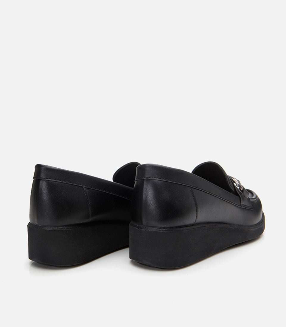 Kadın Siyah Tokalı Günlük Loafer