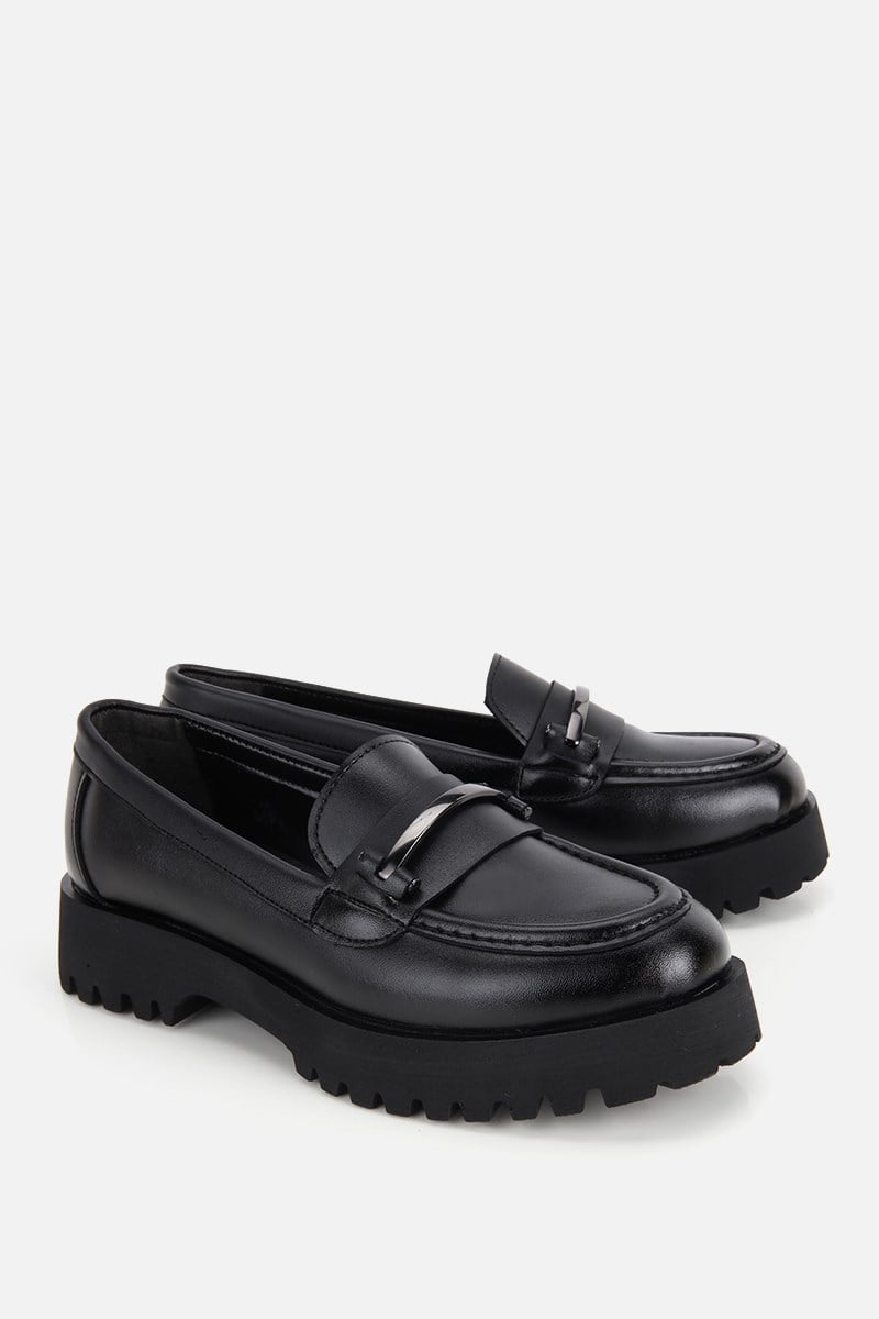 Kadın Siyah Tokalı Kalın Tabanlı Loafer