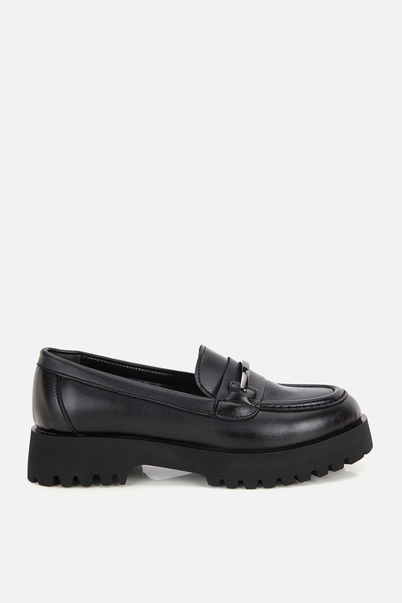 Kadın Siyah Tokalı Kalın Tabanlı Loafer