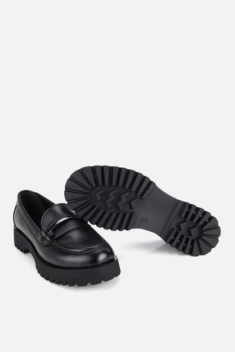 Kadın Siyah Tokalı Kalın Tabanlı Loafer