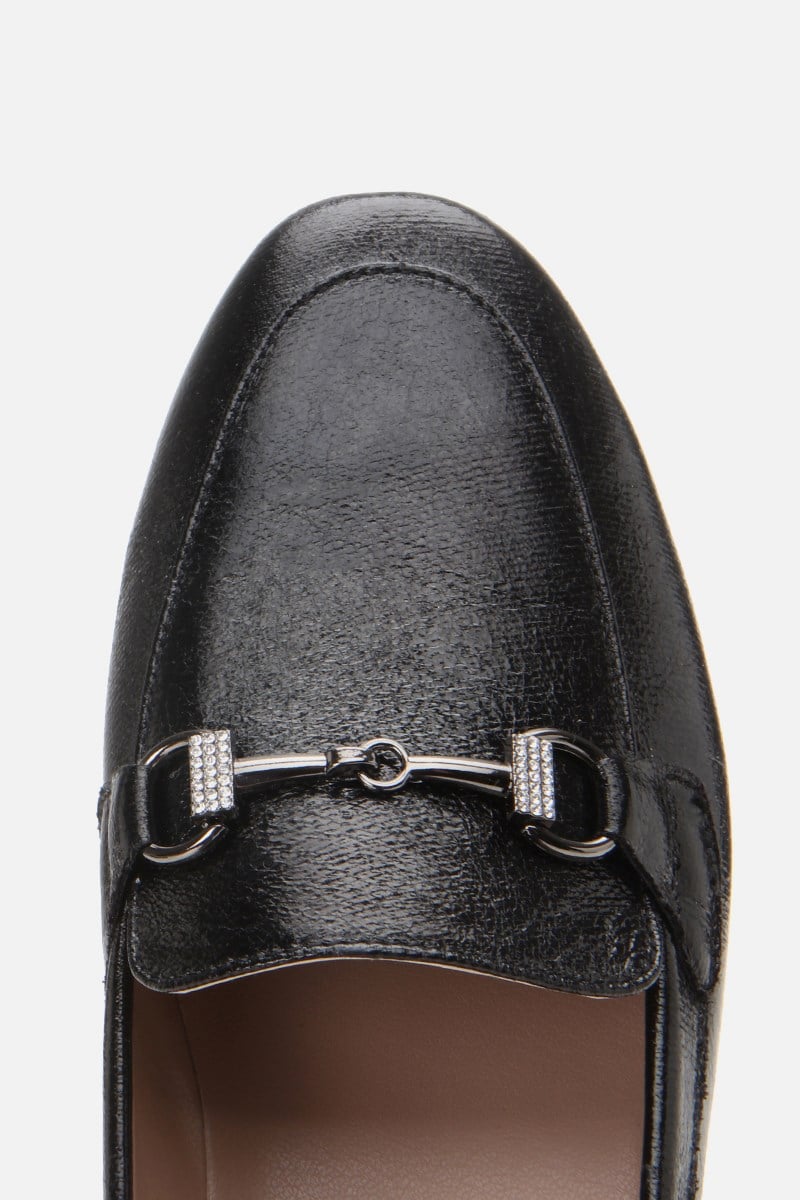 Kadın Siyah Tokalı Şık Klasik Loafer