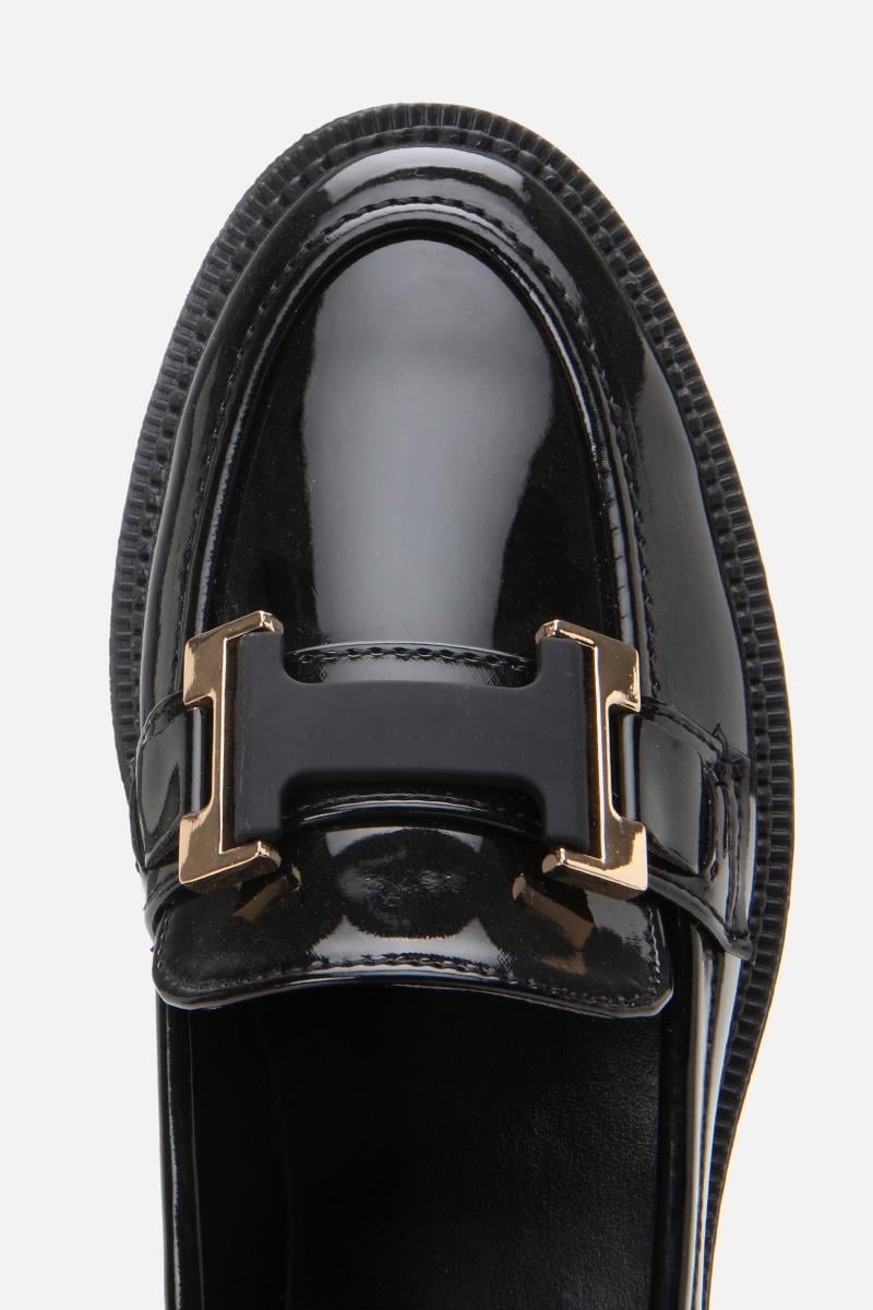 Siyah Tokalı Kadın Loafer