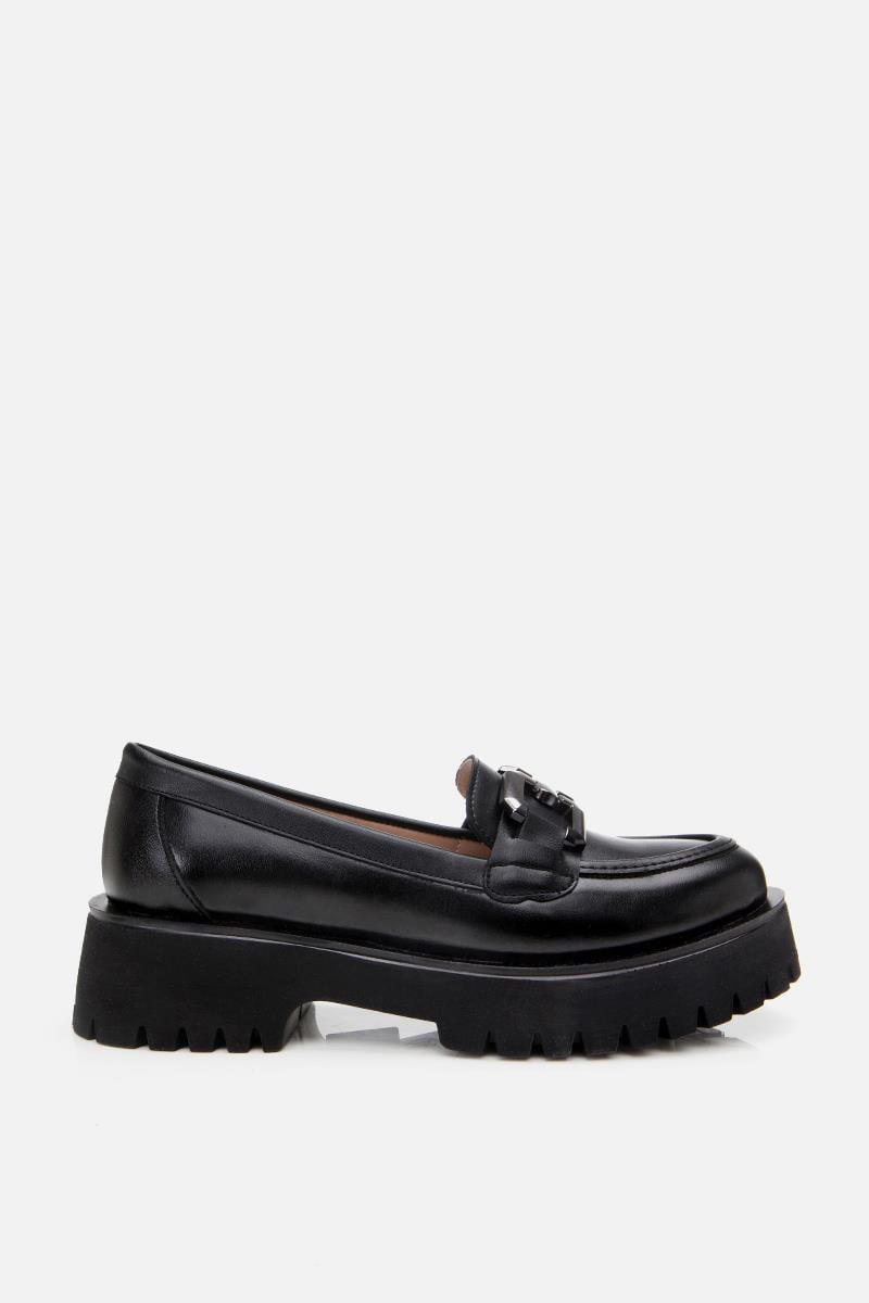 Siyah Tokalı Kadın Loafer