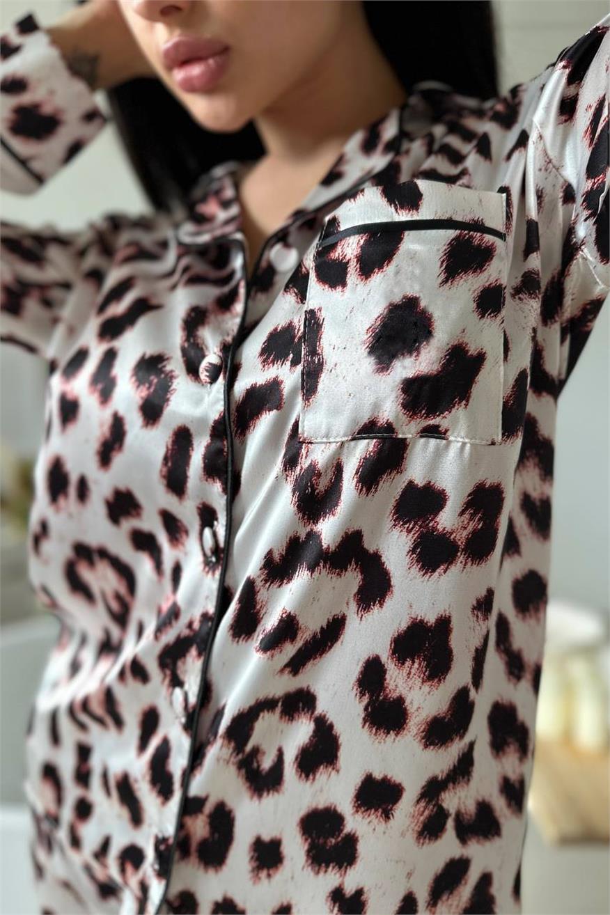 Açık Leopar Desen Saten Uzun Pijama Takımı