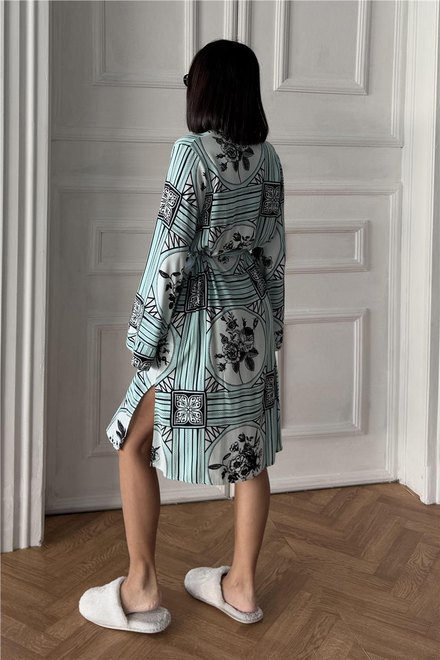 Disegno Floreale Monocromatic Mavi Viskon Kimono/Sabahlık