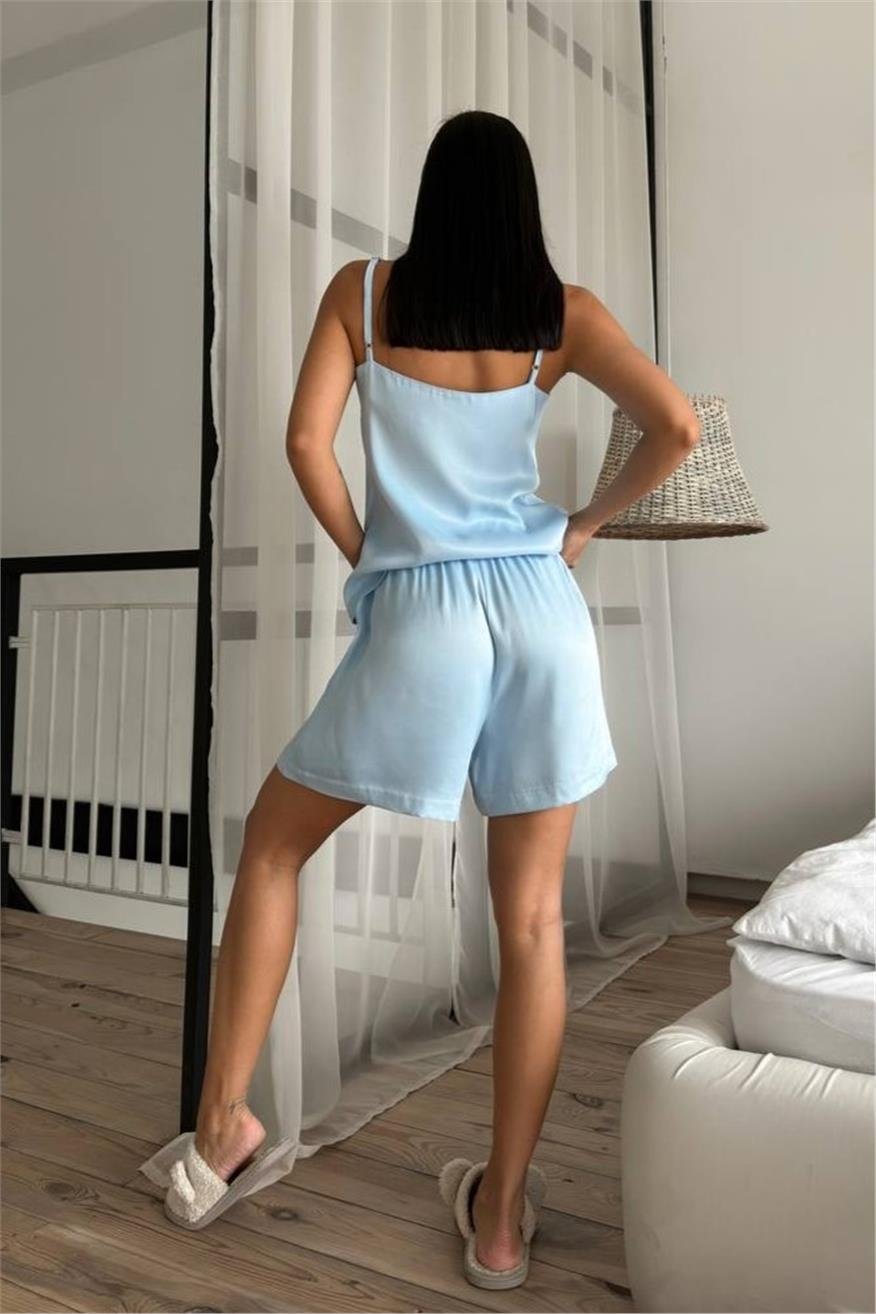 Düz Bebe Mavi Askılı ve Şortlu Floş Saten Pijama Takımı