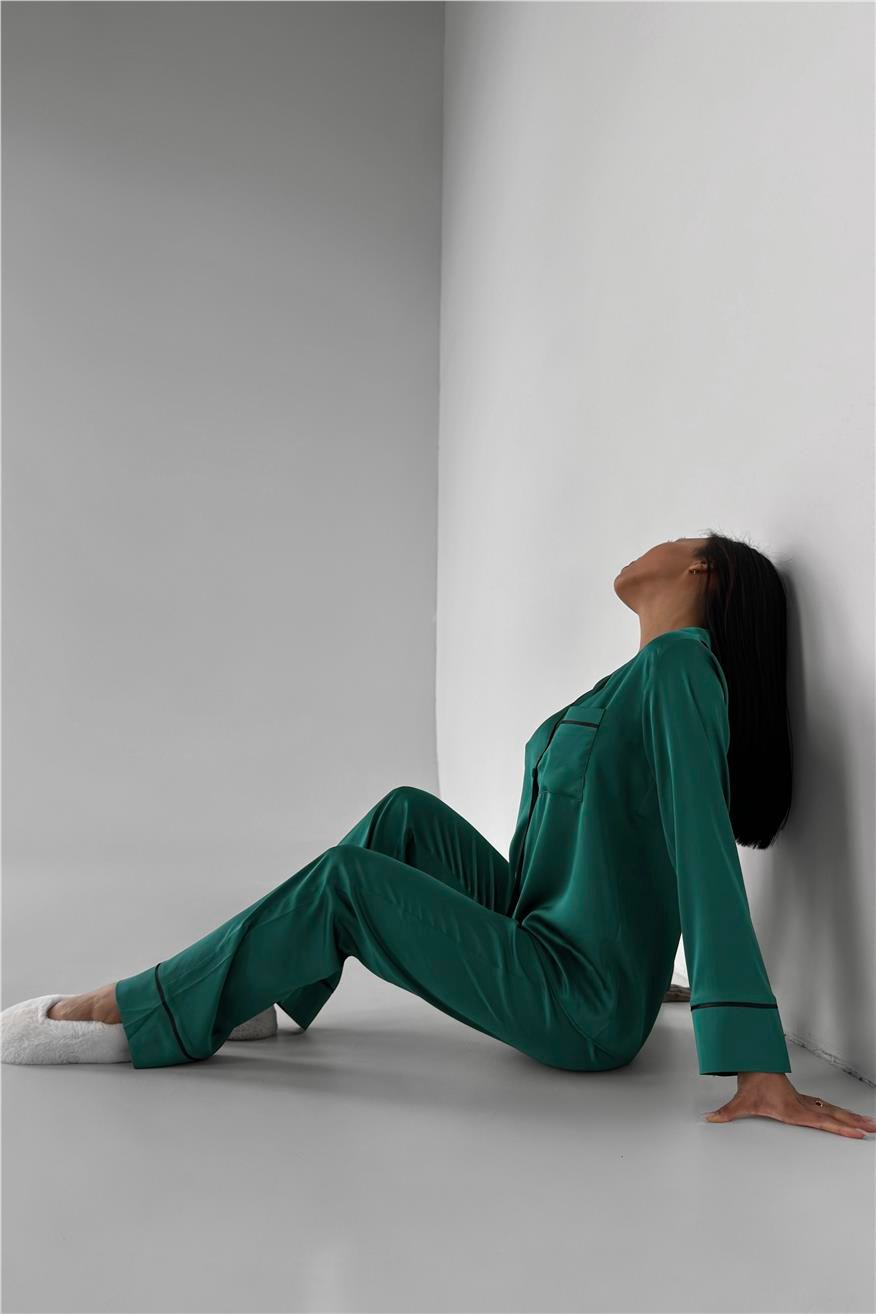 Kadın Düz Benetton Yeşili Saten Uzun Pijama Takımı