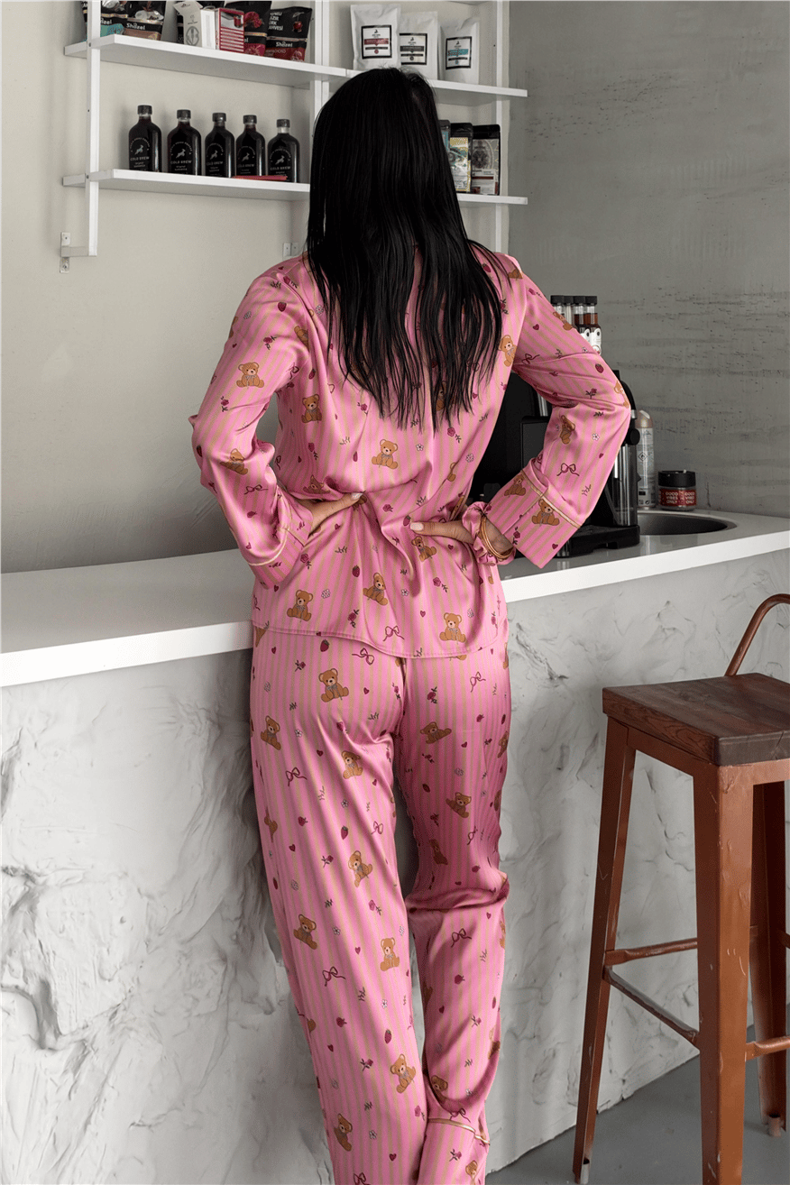 Soffice Inverno Yılbaşı Temalı Saten Uzun Pijama Takımı SNV8703