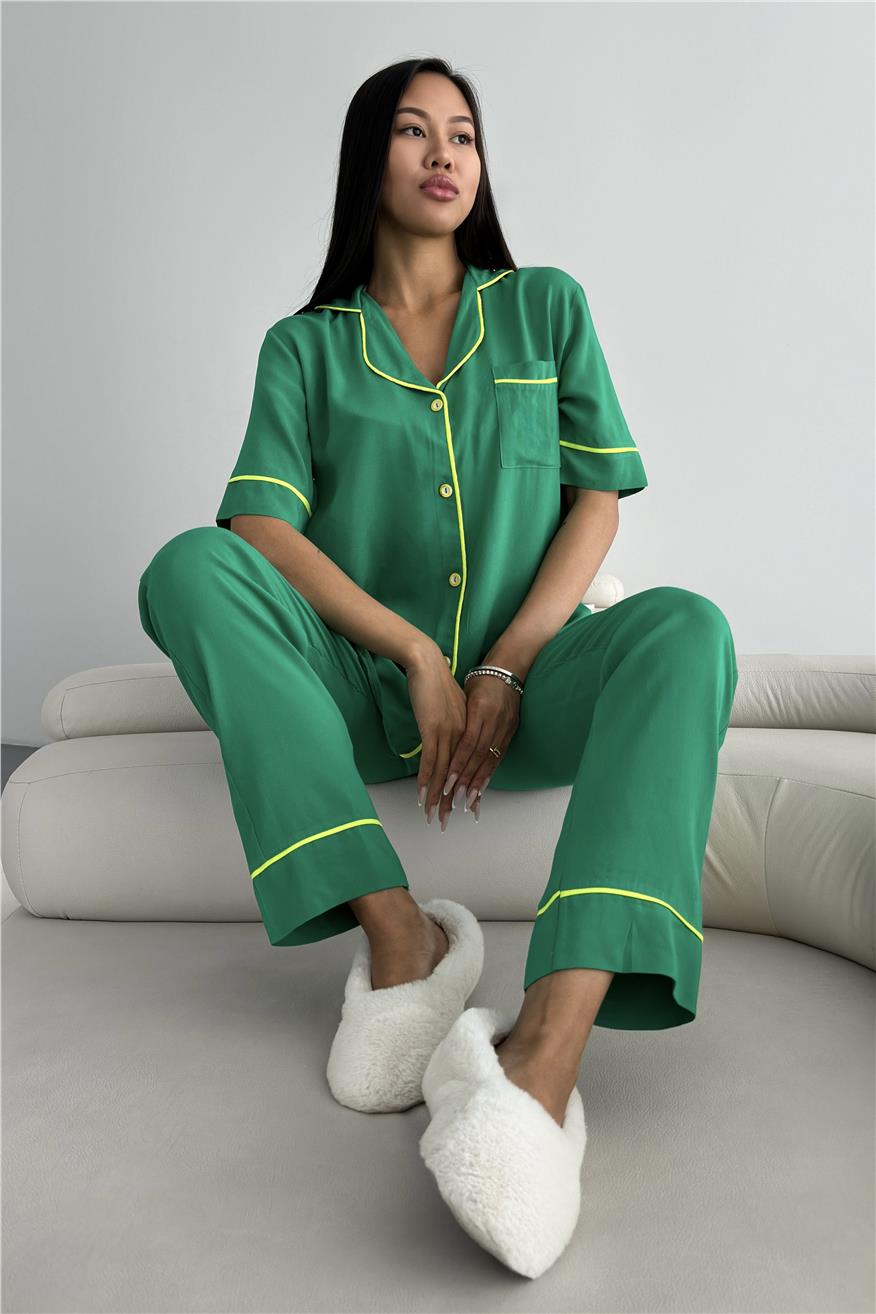Sonno Luce Zümrüt Yeşili Viskon Kısa Kol Pantolon Pijama Takımı