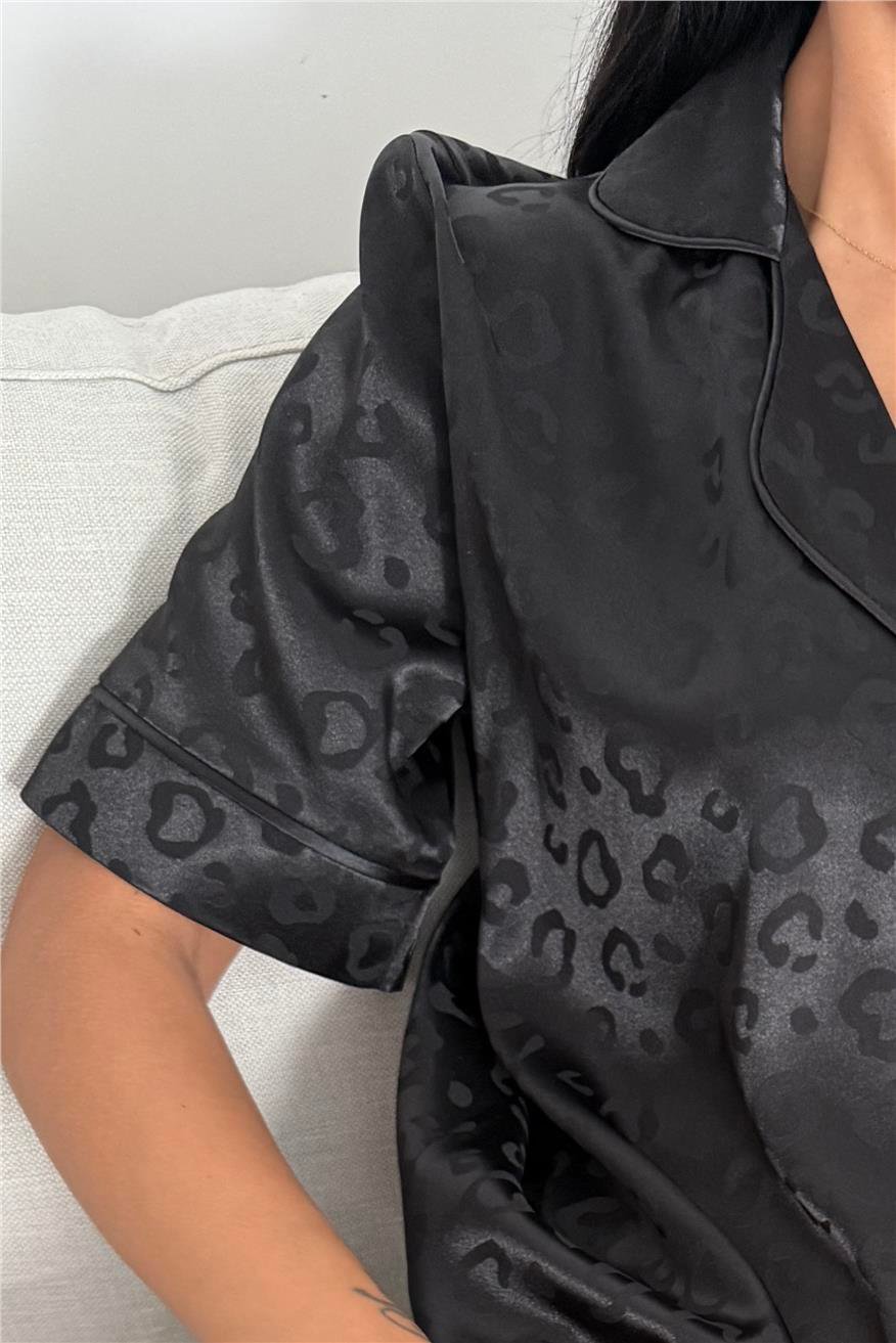 Tigre Affascinante Siyah Jakarlı Saten Kısa Kol Pantolon Pijama Takımı