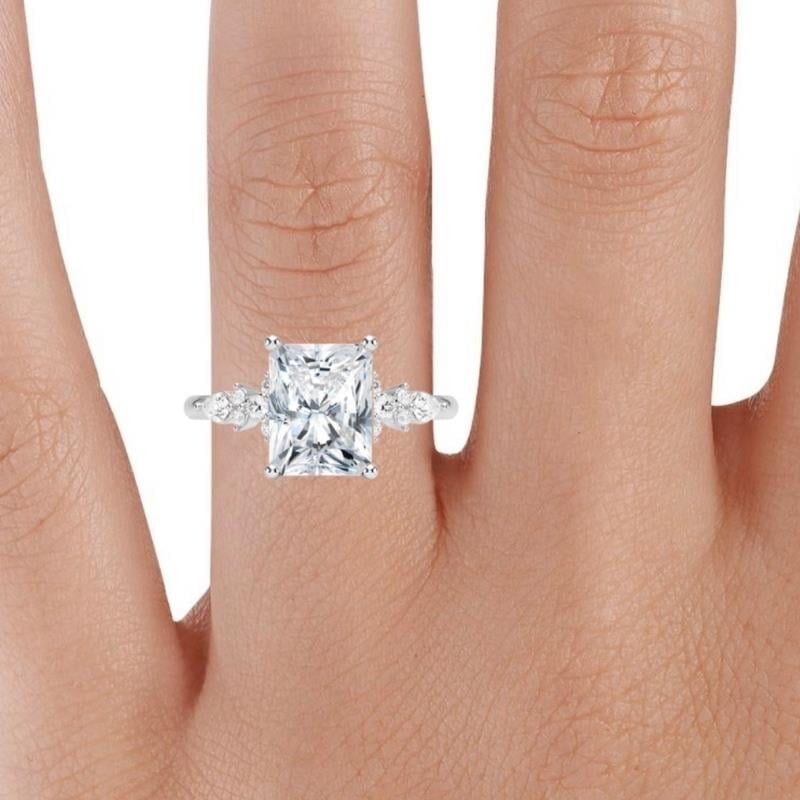 Laboratuvar Pırlanta Exclusive Yüzükler