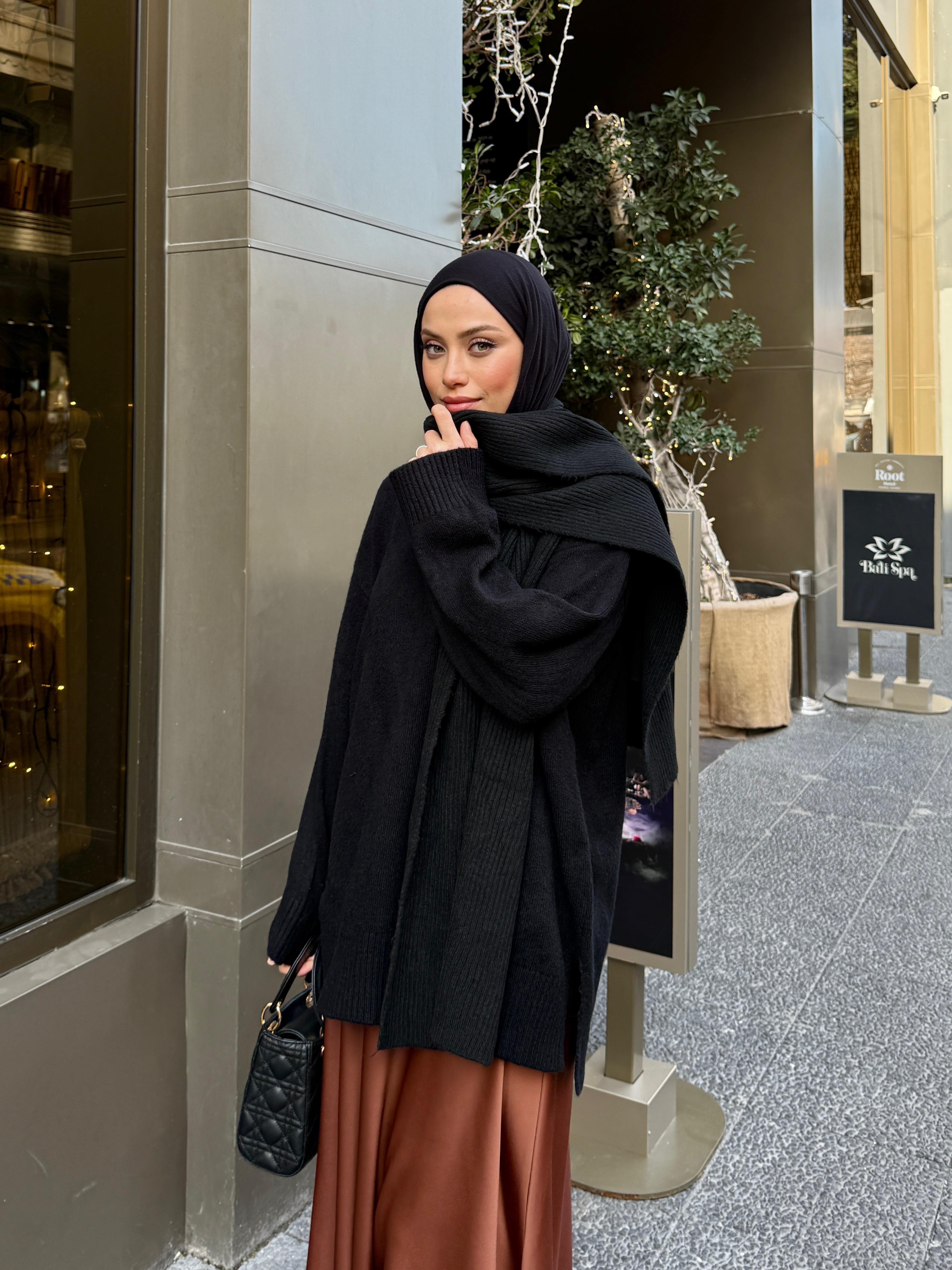 Atkılı Siyah Oversize Kazak