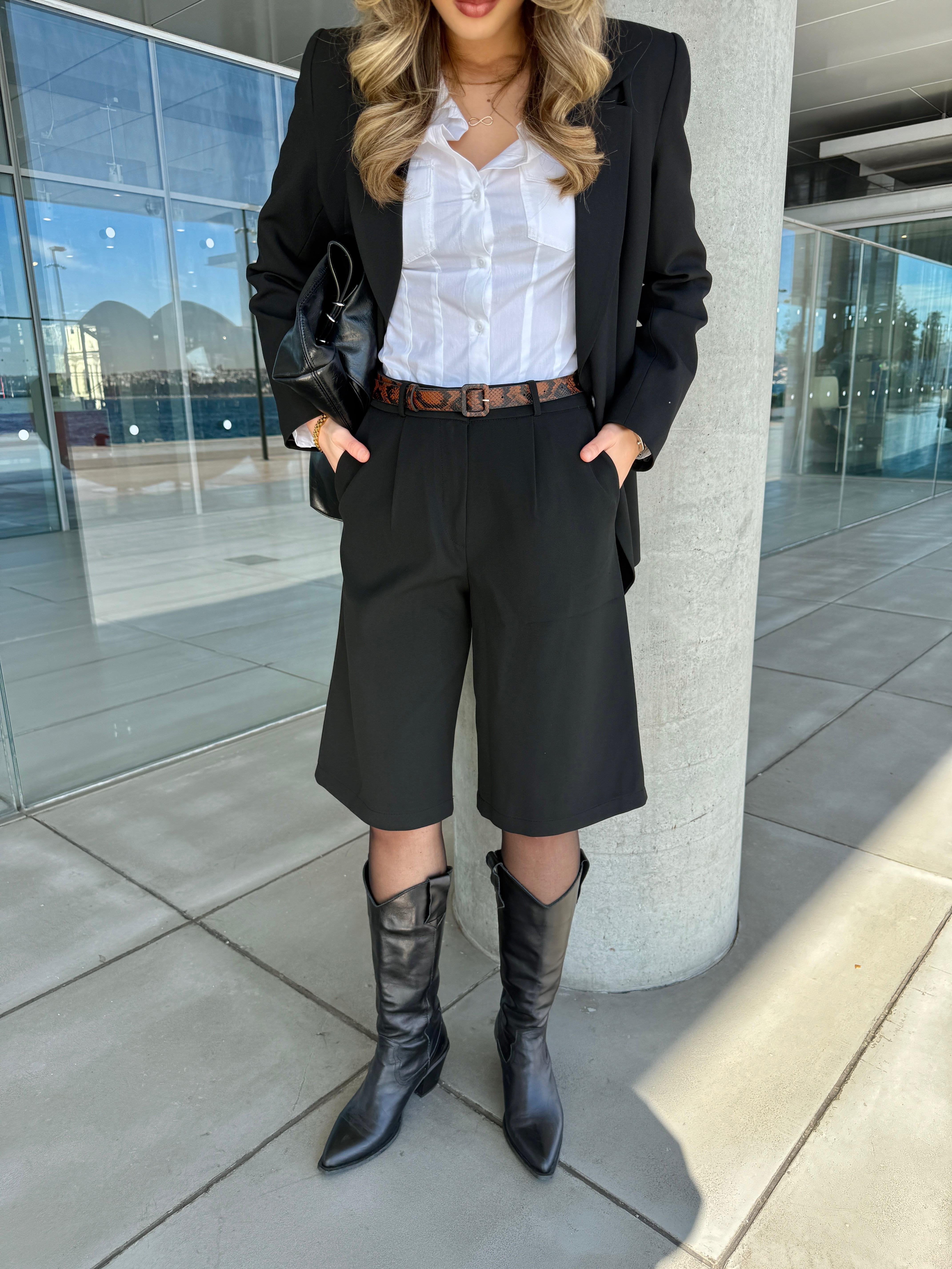 Bermuda Kemerli Pantalon Siyah
