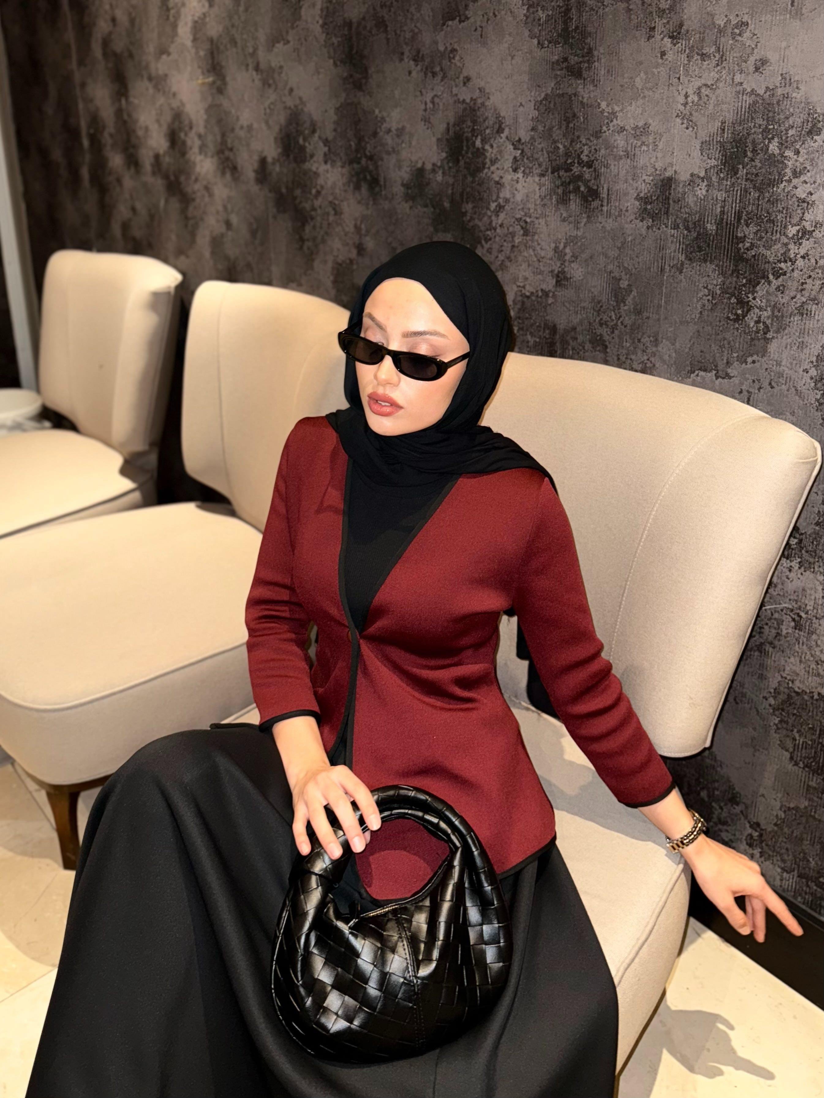 Biye Detaylı Bordo Triko Ceket