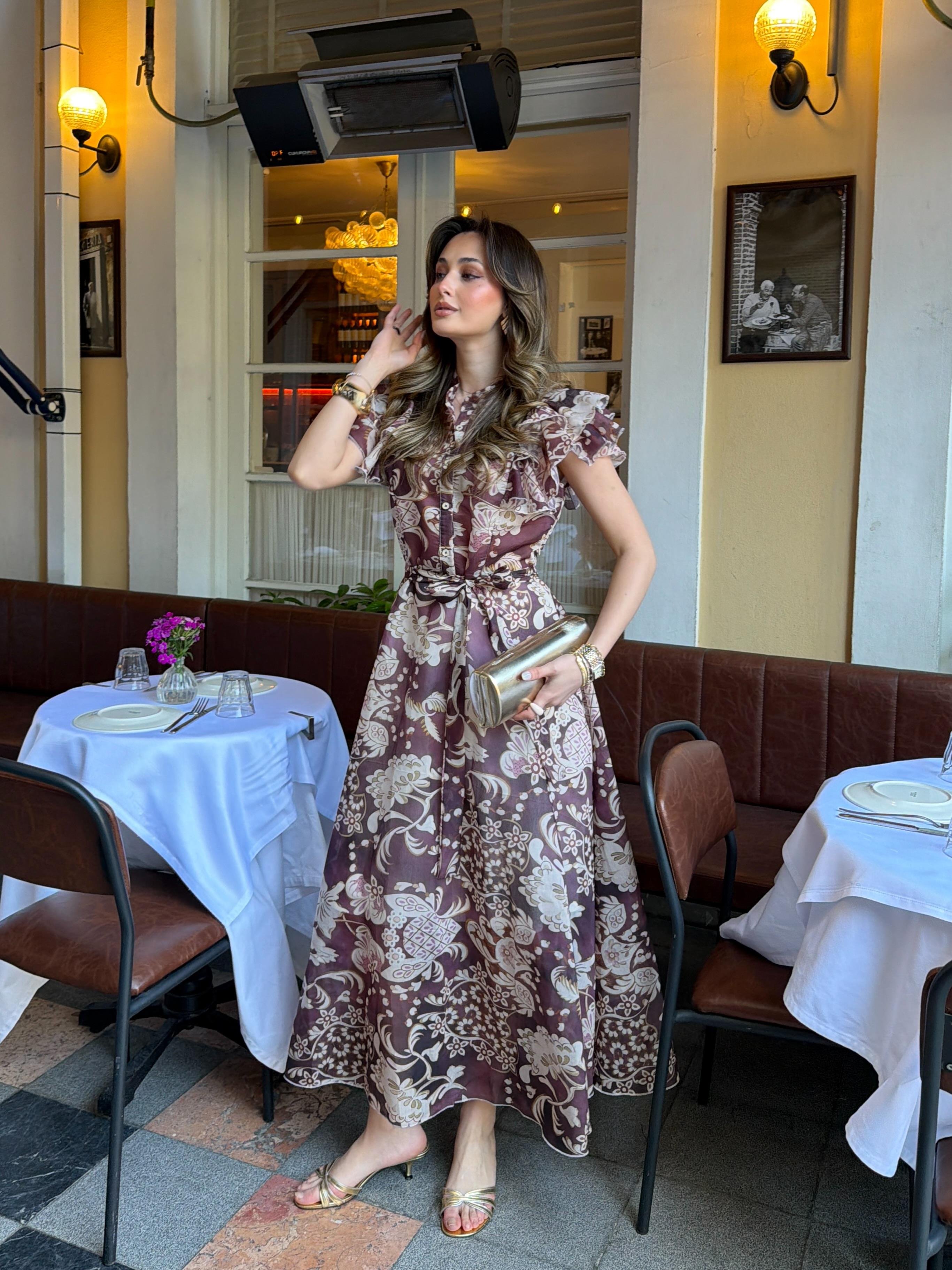 Desenli Fırfırlı Elbise Kahve 