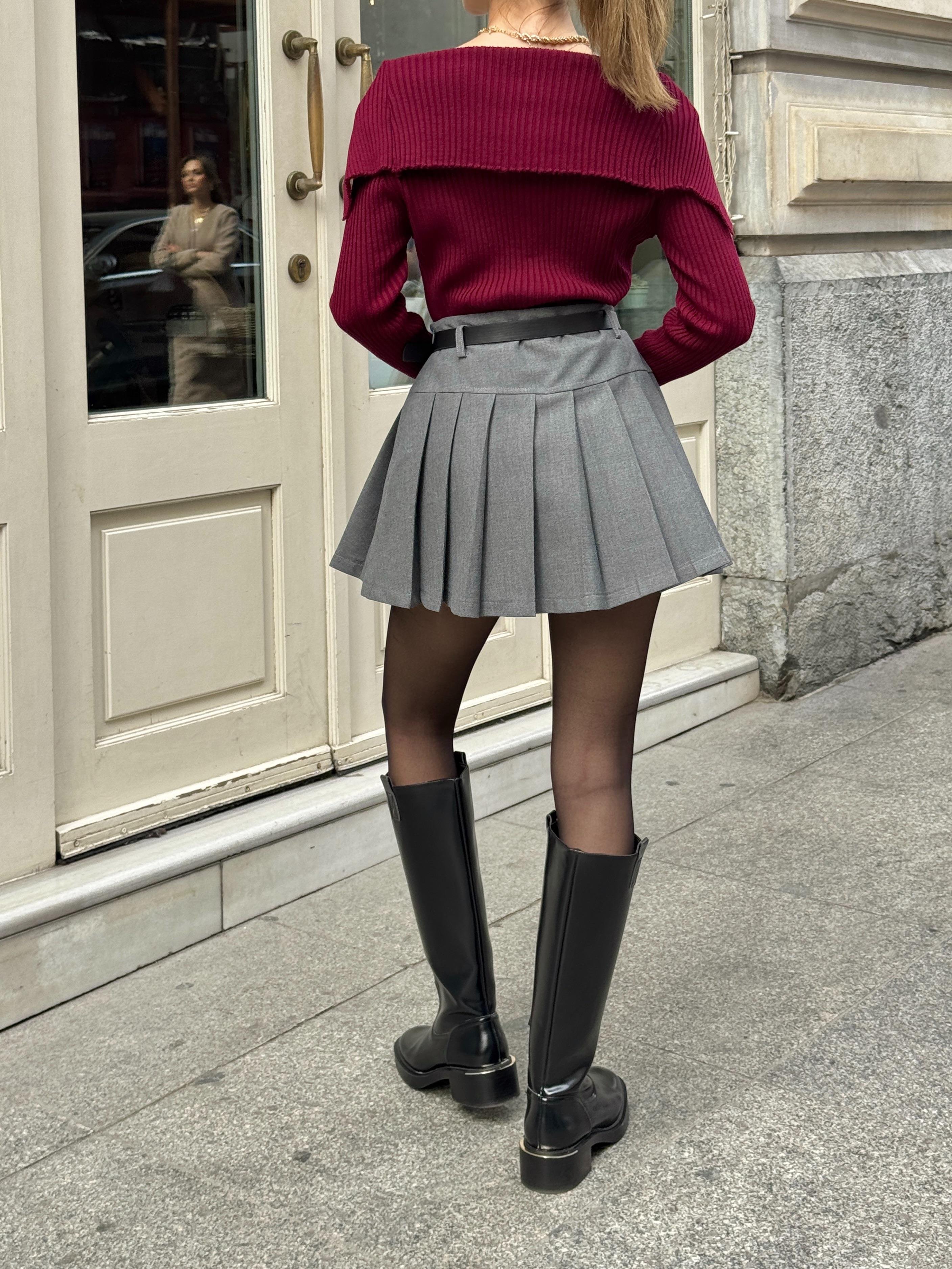 Kemerli Pileli Mini Etek 