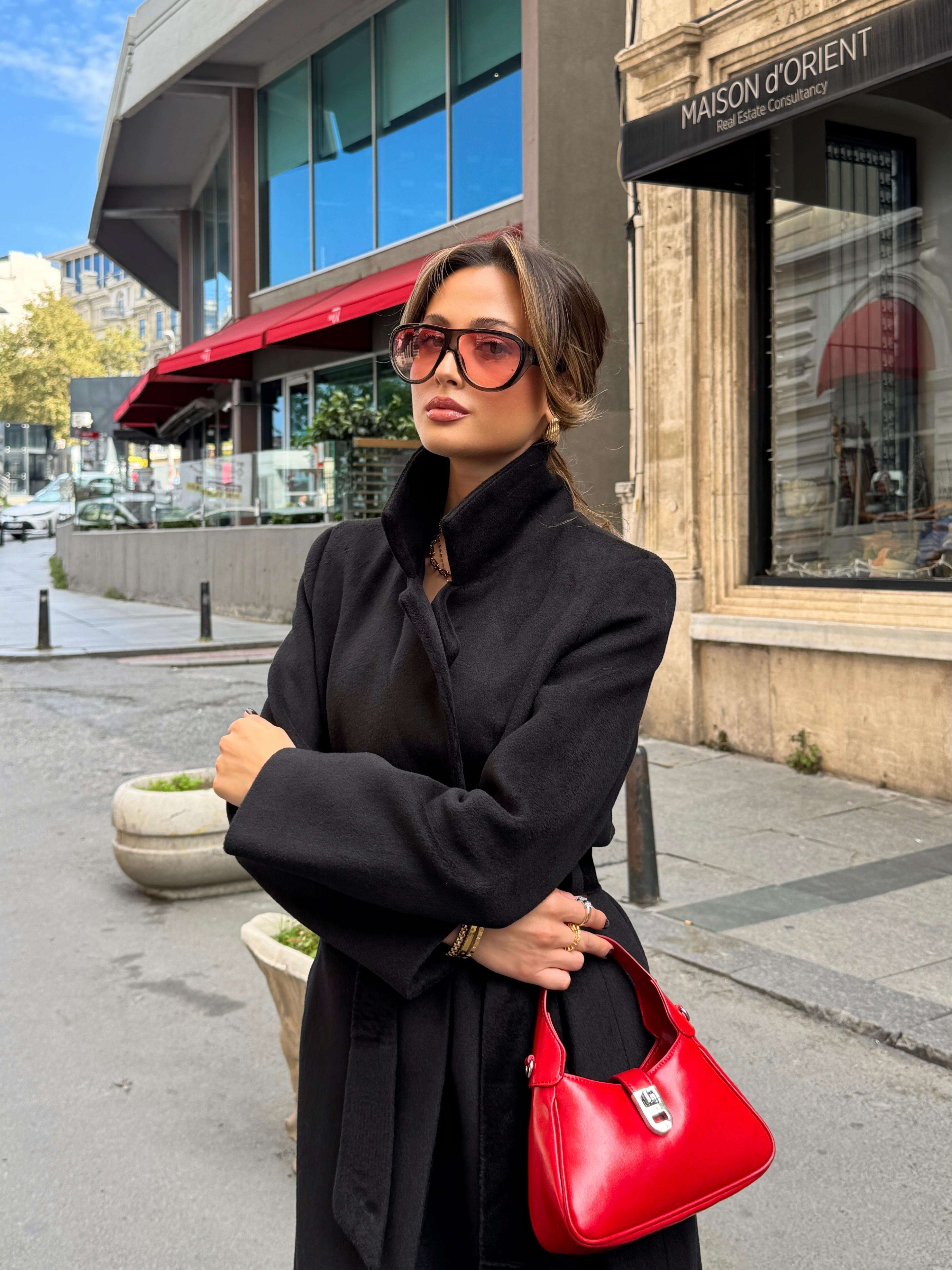 Kruvaze Yaka Kuşaklı Kaban 