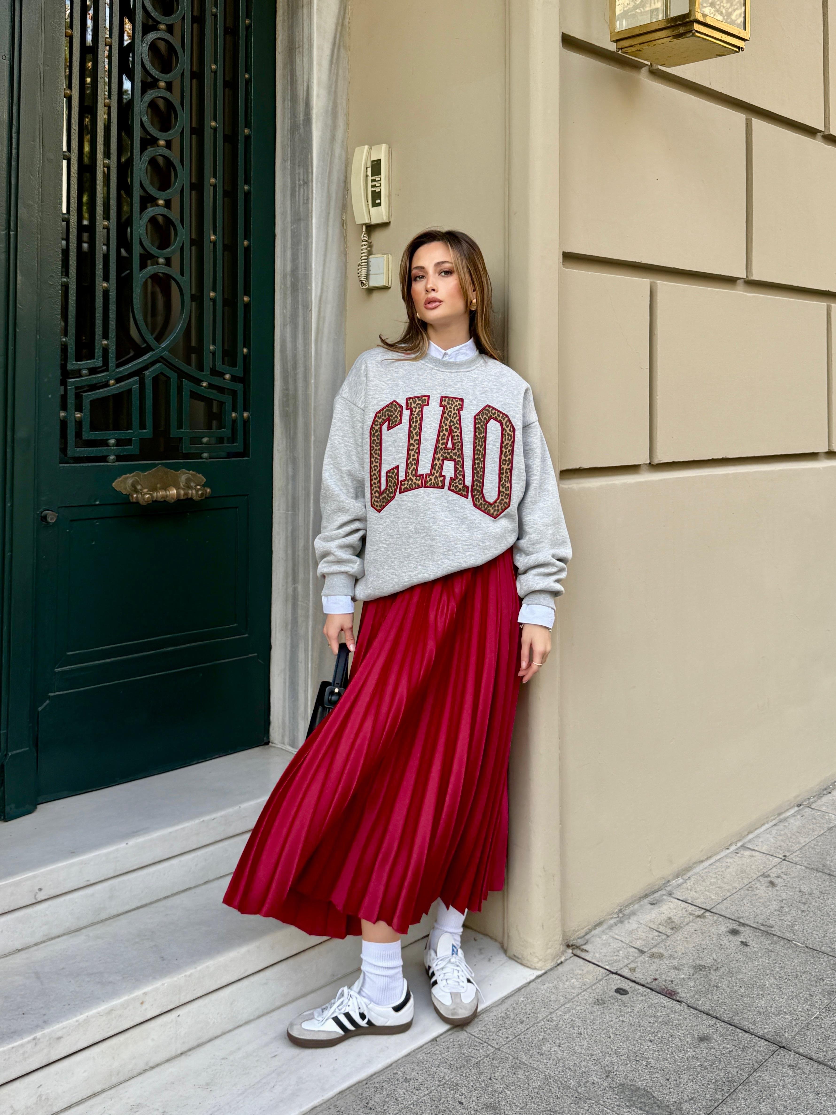 Önü Yazılı Sweatshirt
