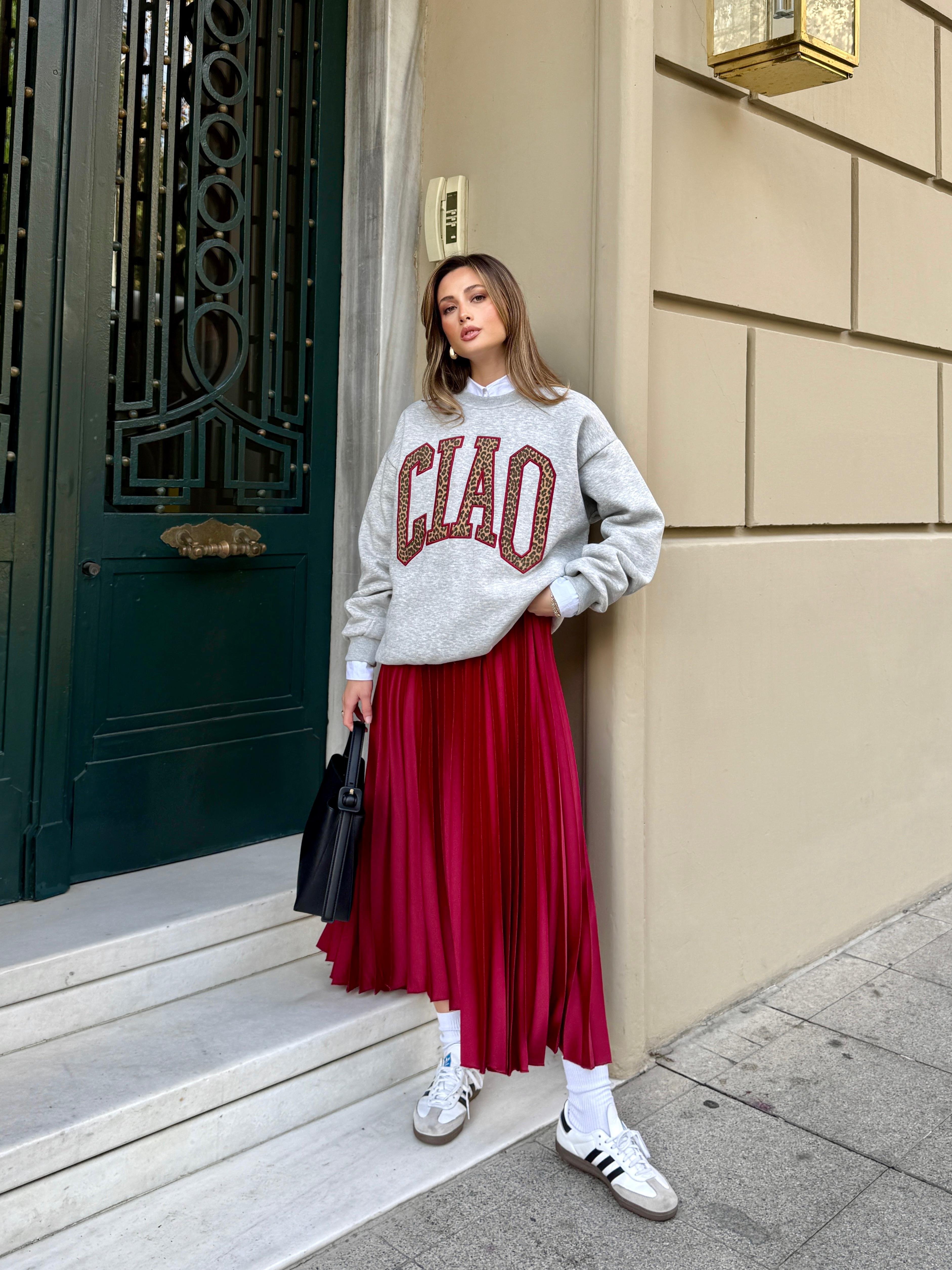 Önü Yazılı Sweatshirt