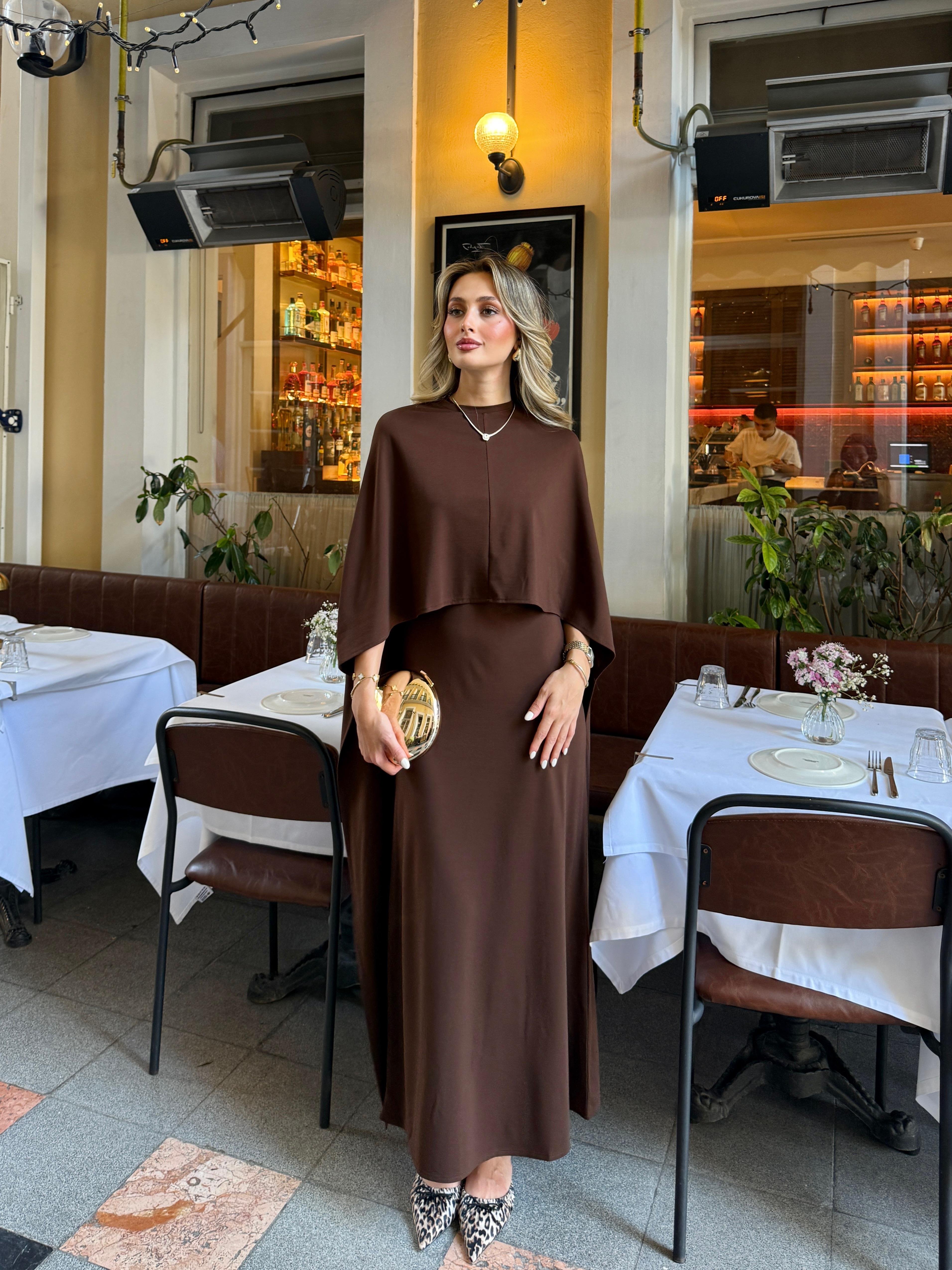 Pelerinli Acı Kahve Elbise