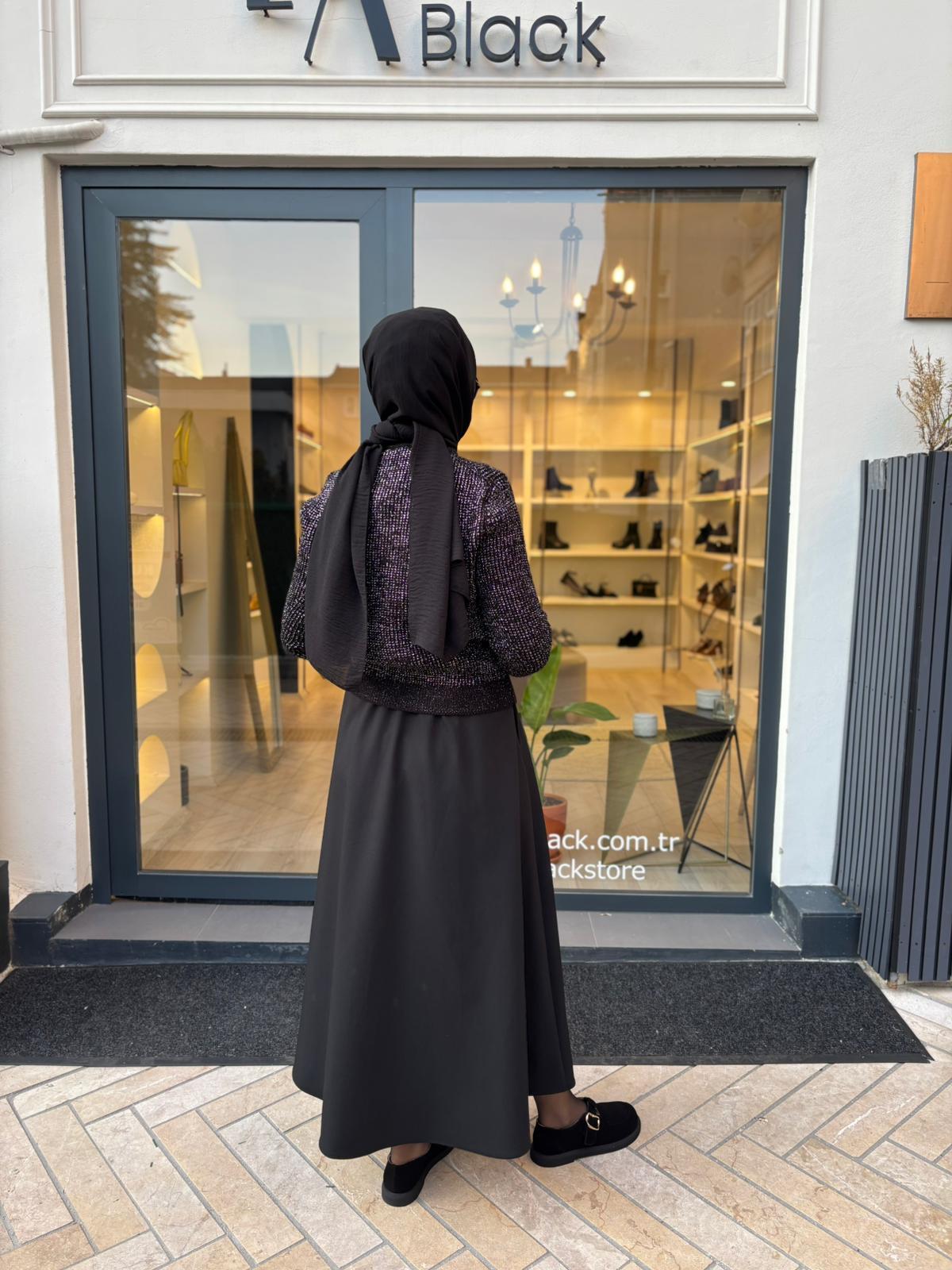 102231 Parlak Kadın Tunik Siyah