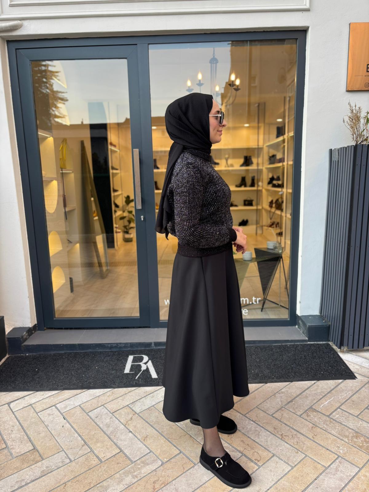 102231 Parlak Kadın Tunik Siyah