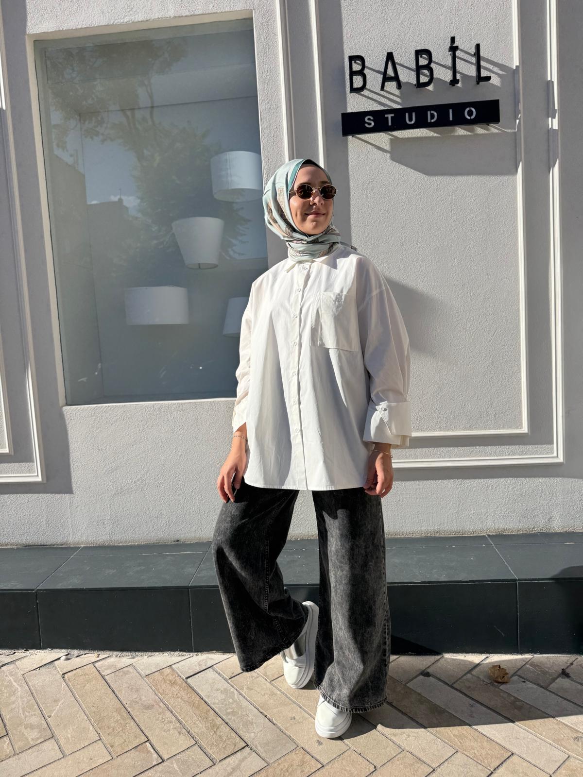 26FW302 Bol Paça Kadın Pantolon Füme