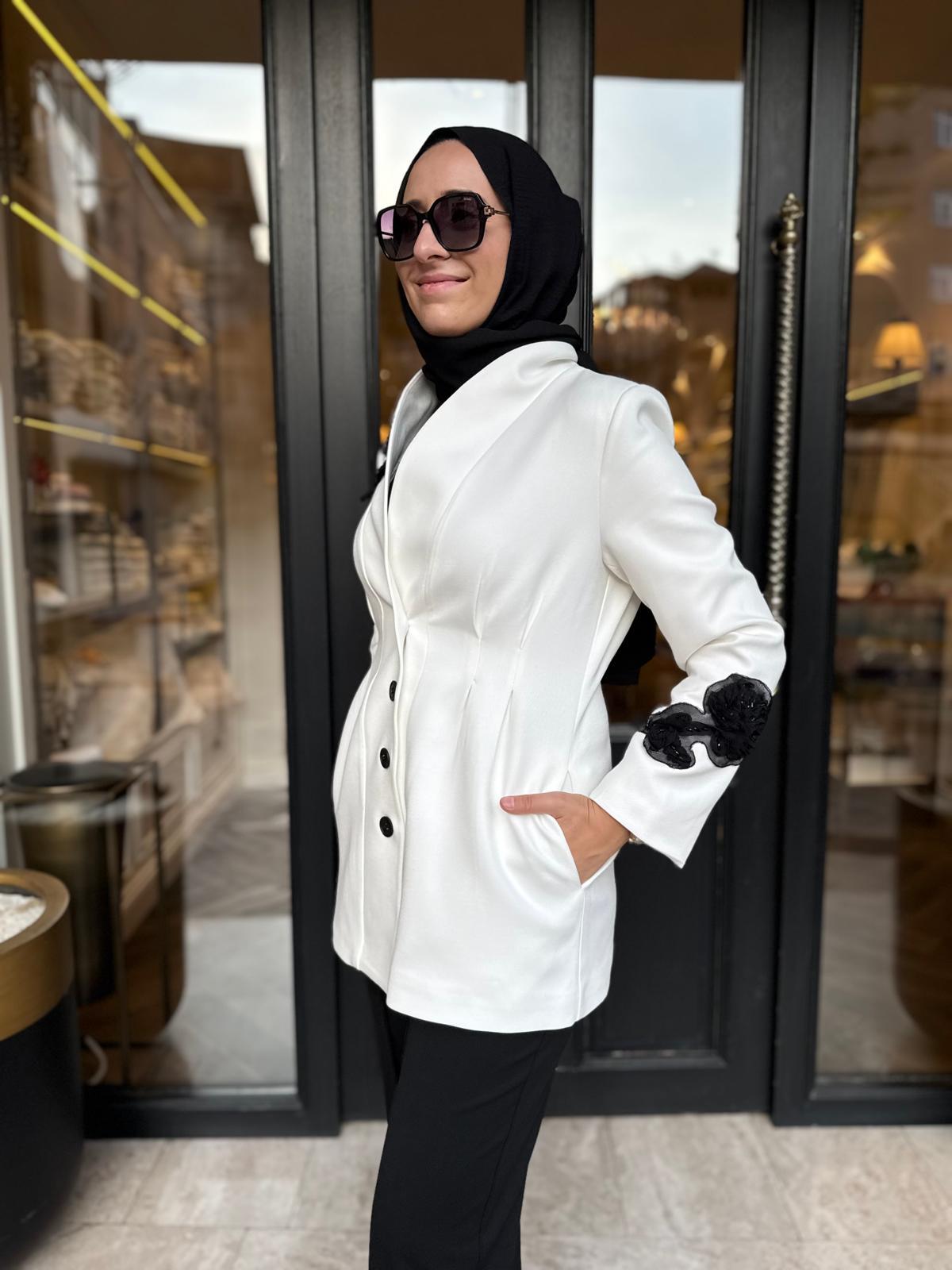 26FWCEK0036 İşlemeli Bolly Kadın Takım Beyaz