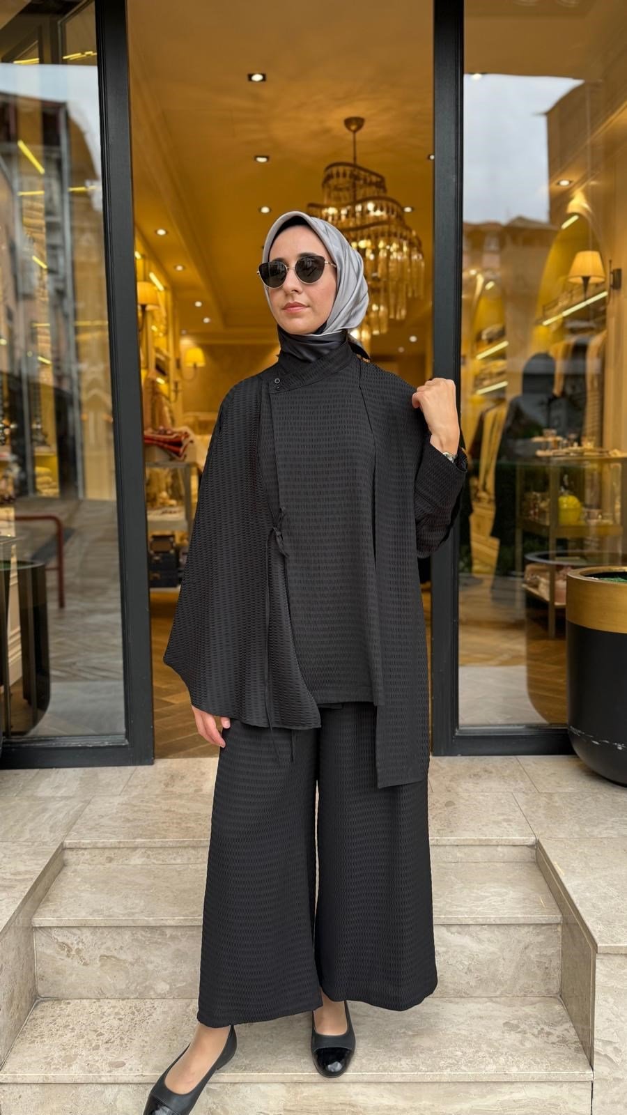 27FW201 Şal Bağlamalı Desenli Kadın Takım Siyah