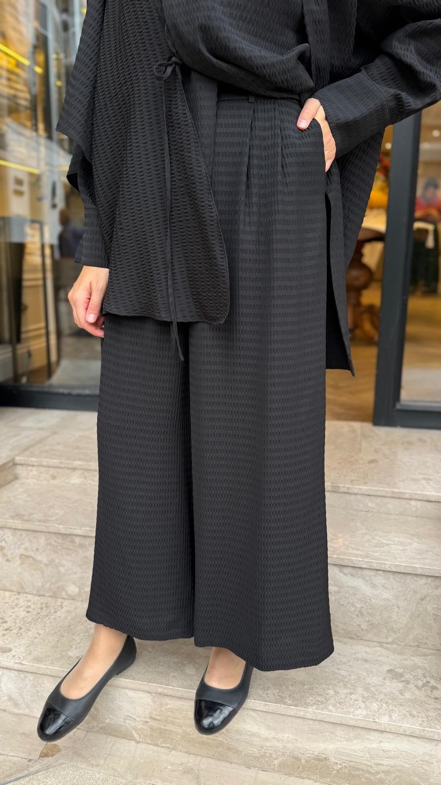 27FW201 Şal Bağlamalı Desenli Kadın Takım Siyah