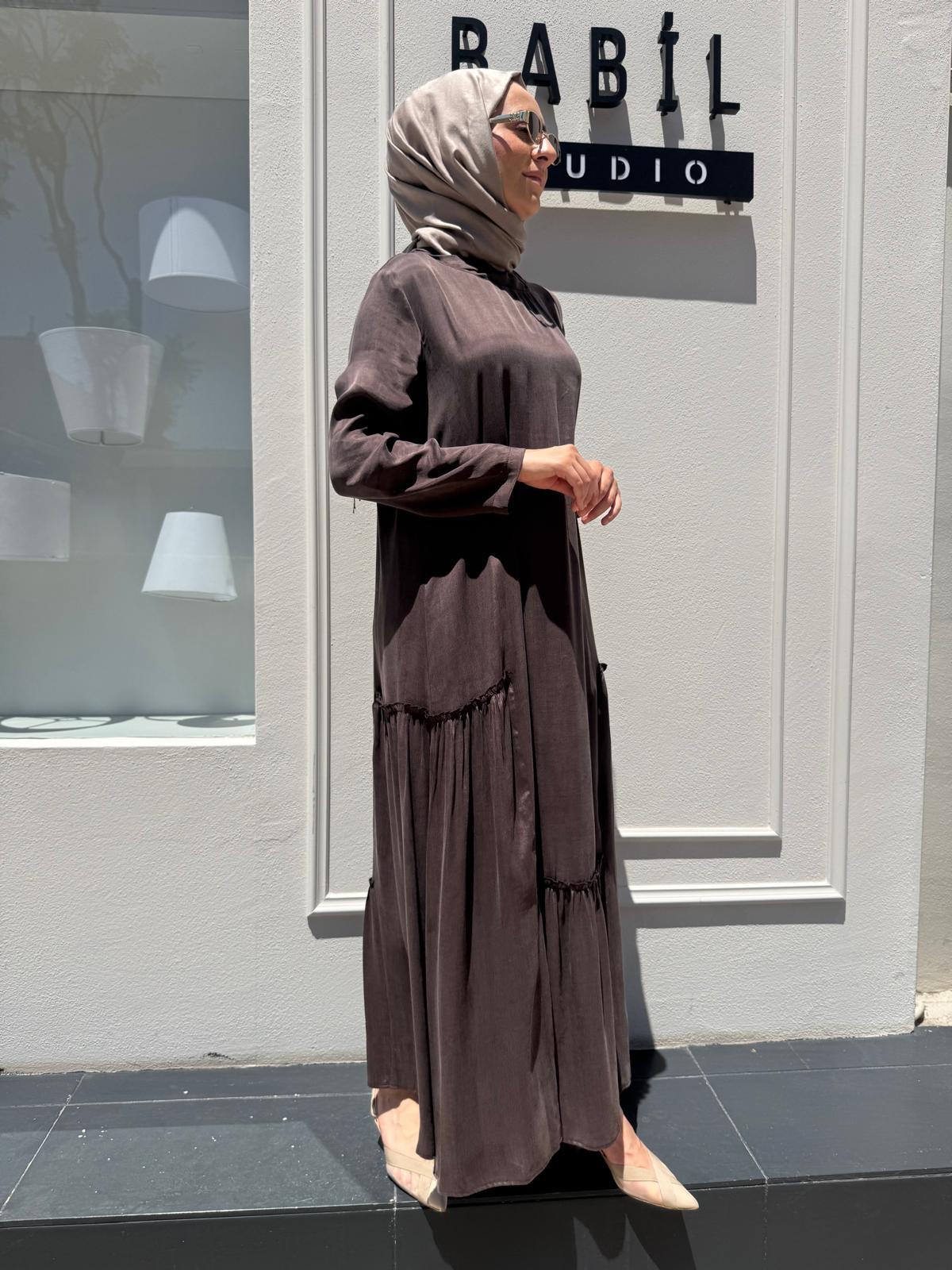 303848 Fırfır Desenli Basic İpek Elbise Kahve