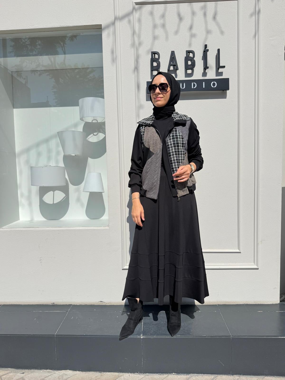 38200 Parça Desen Kadın Takım Siyah