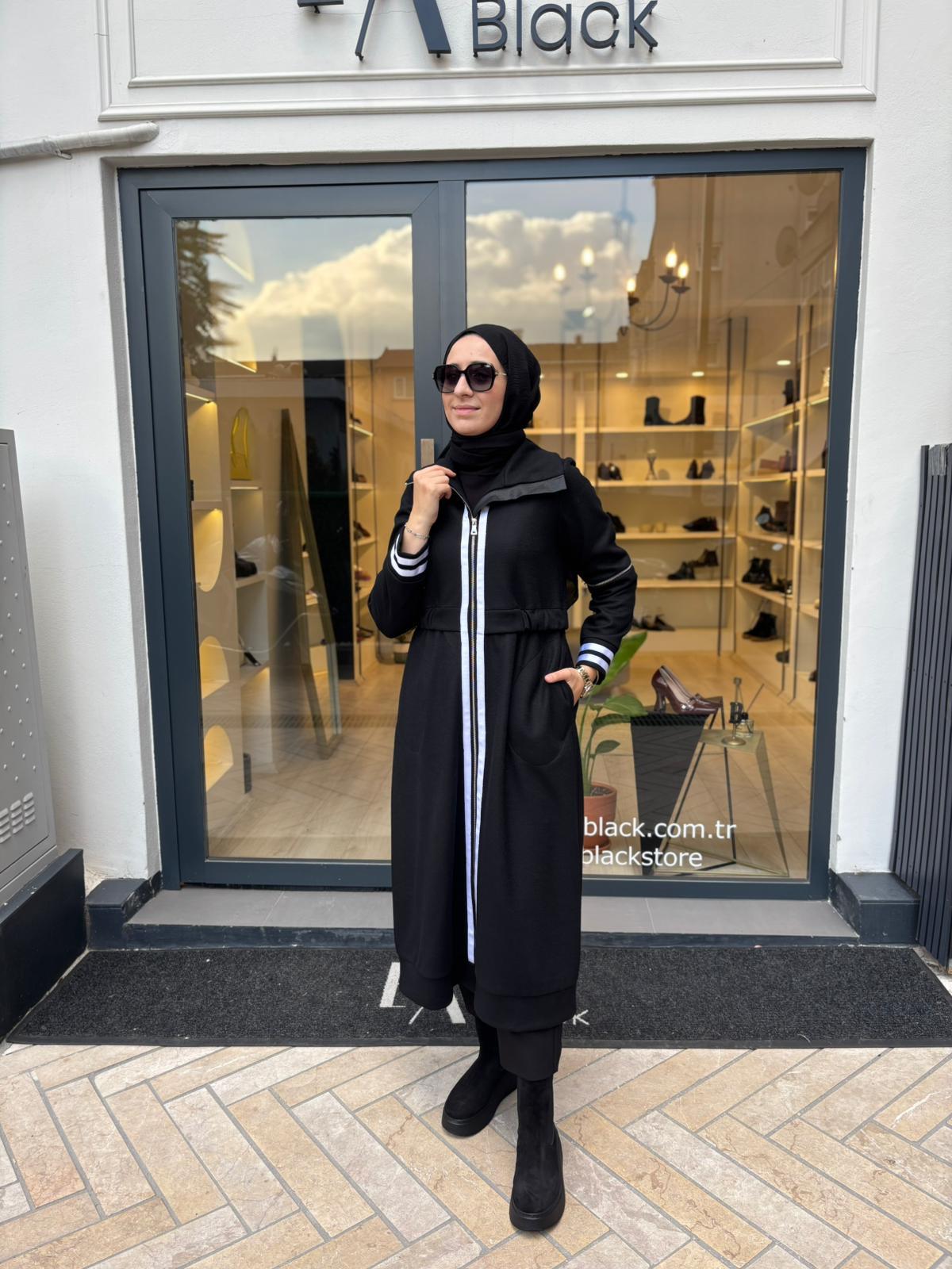 38503 Kadın Kap Siyah