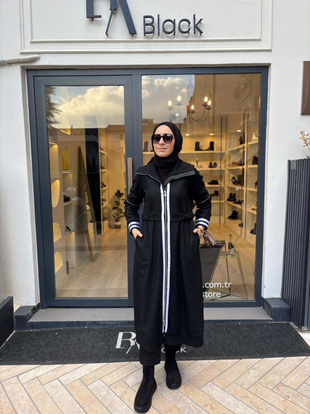 38503 Kadın Kap Siyah