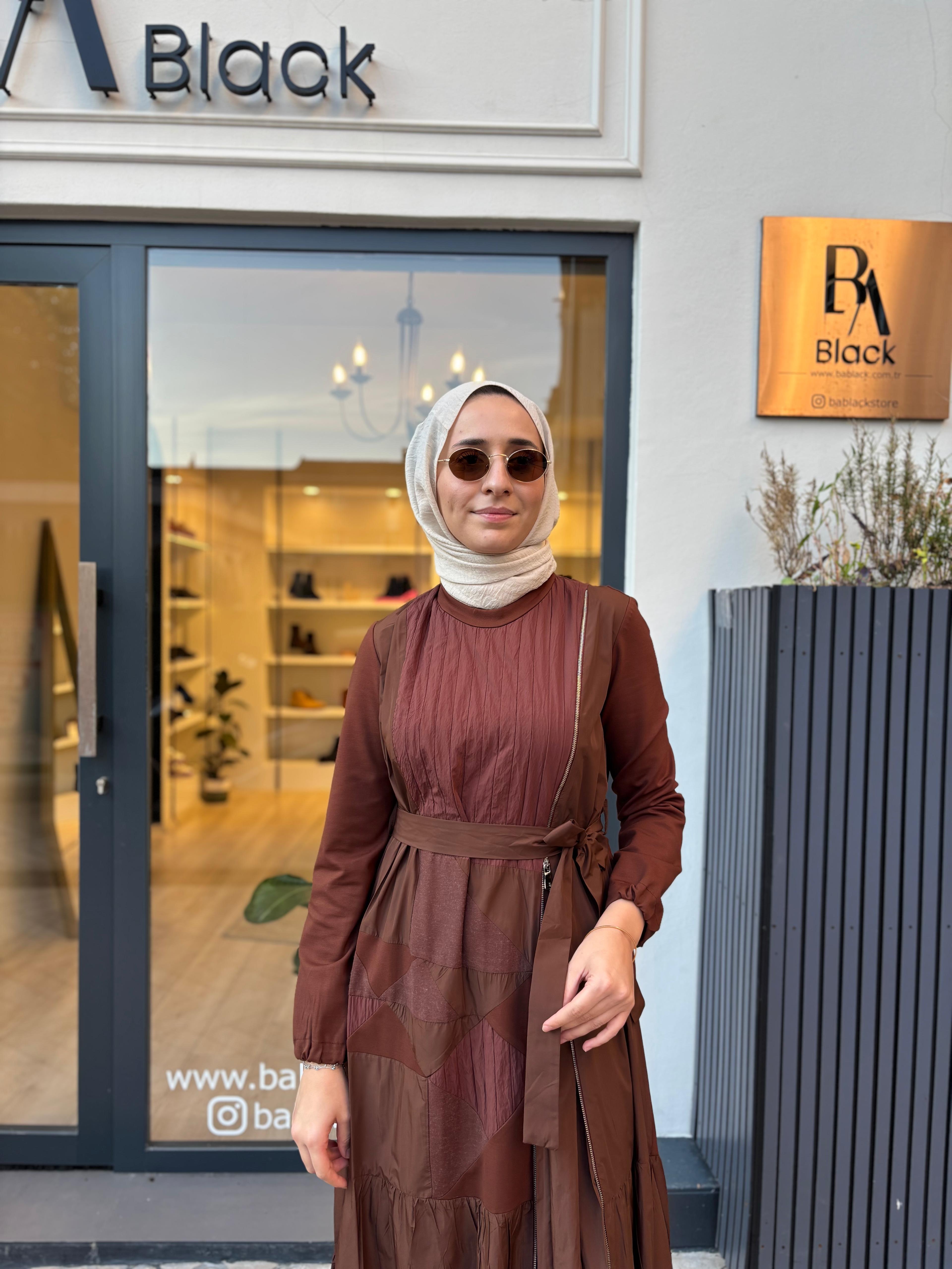 38813 Paraşüt Detay Kadın Elbise Taba