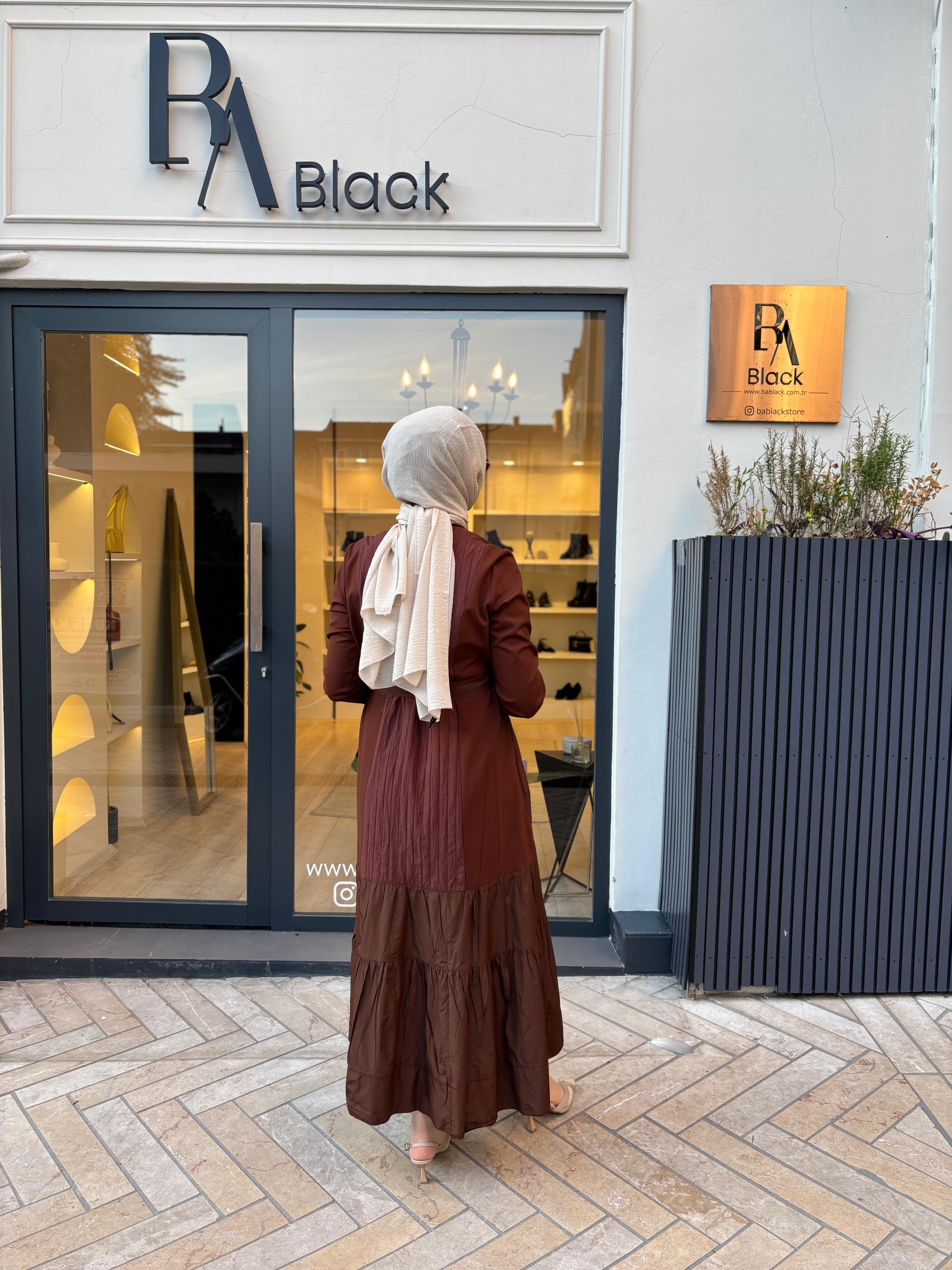 38813 Paraşüt Detay Kadın Elbise Taba