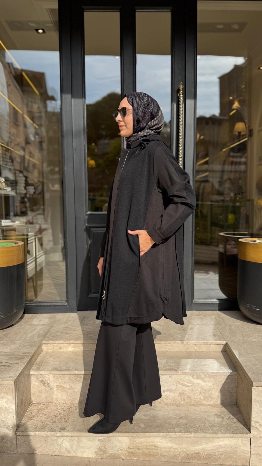 40401 Kapüşonlu Kadın Kap Siyah