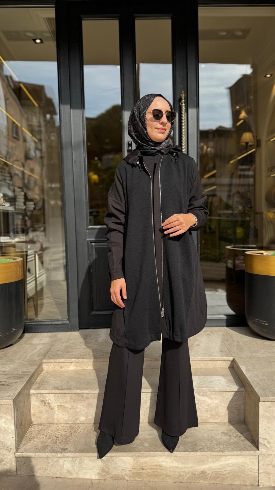 40401 Kapüşonlu Kadın Kap Siyah
