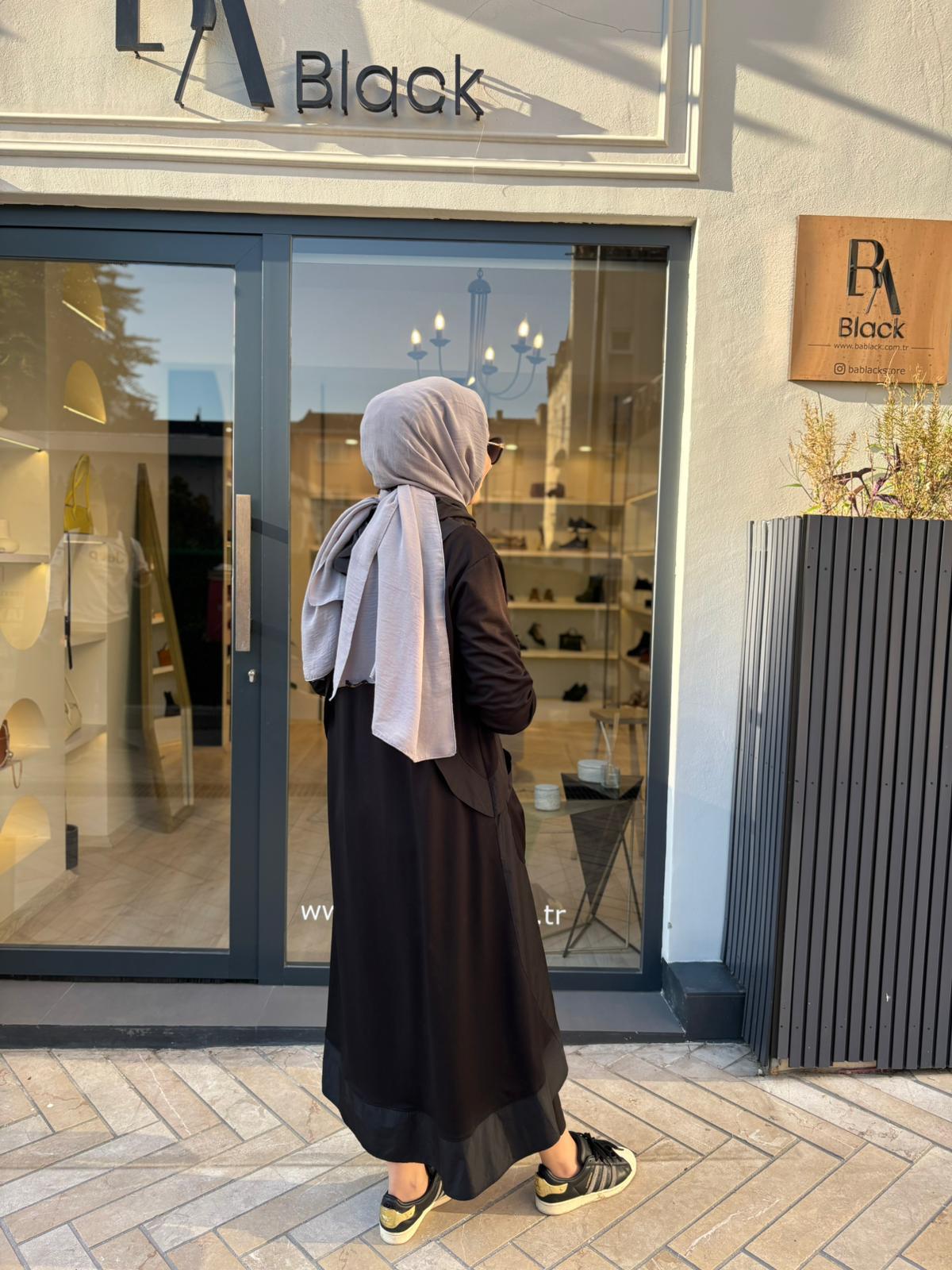 404999 Paraşüt Detay Kadın Kap Siyah